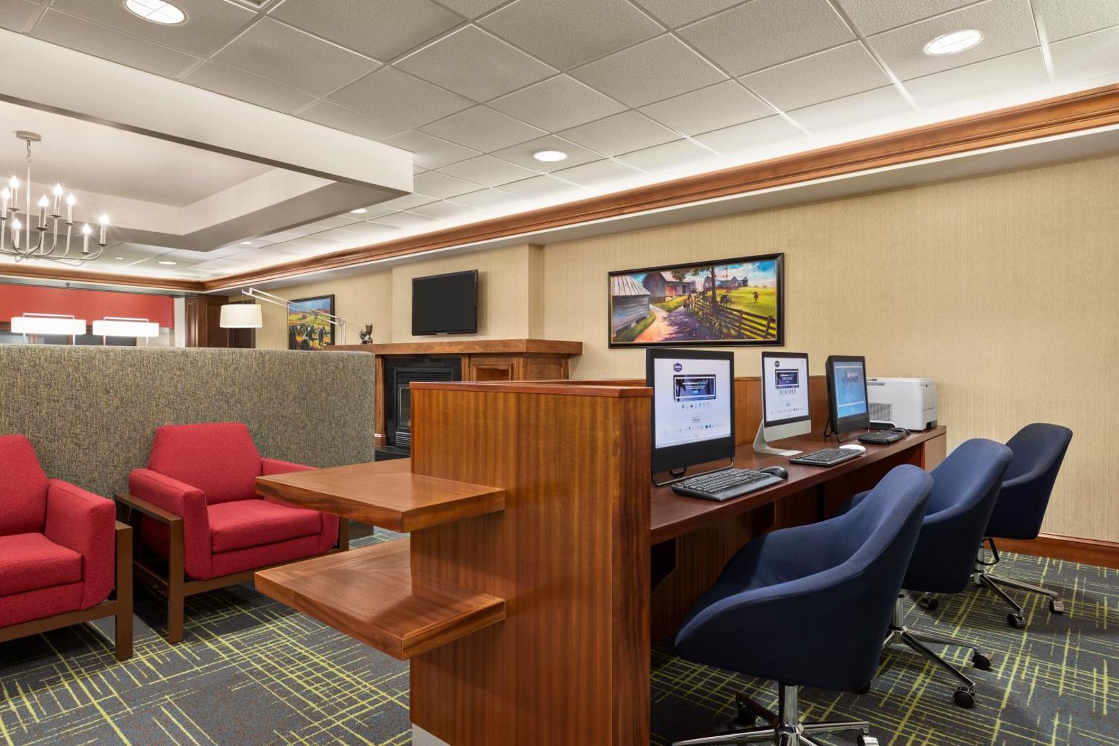 Hampton Inn & Suites Frederick-Fort Detrick