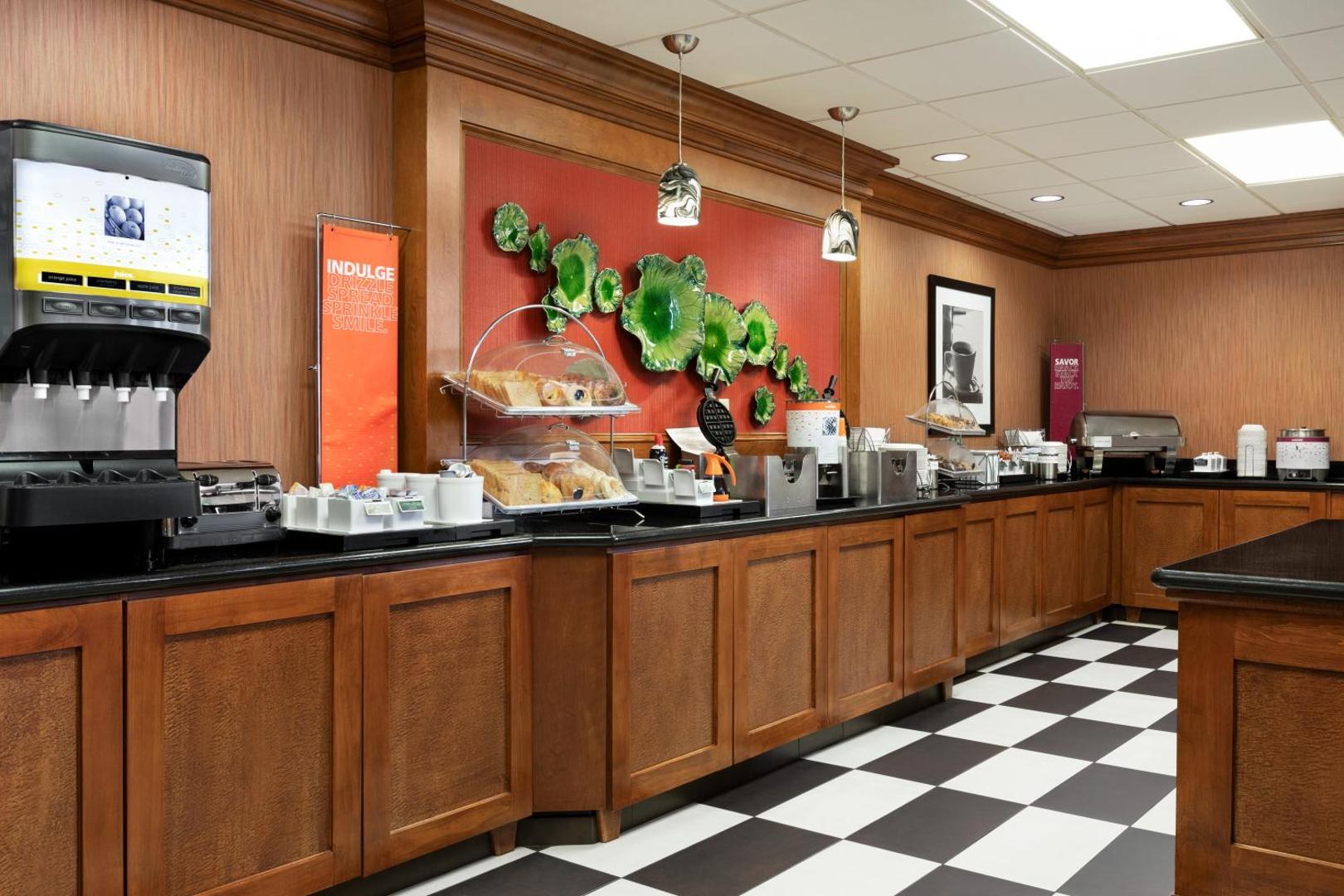 Hampton Inn & Suites Frederick-Fort Detrick