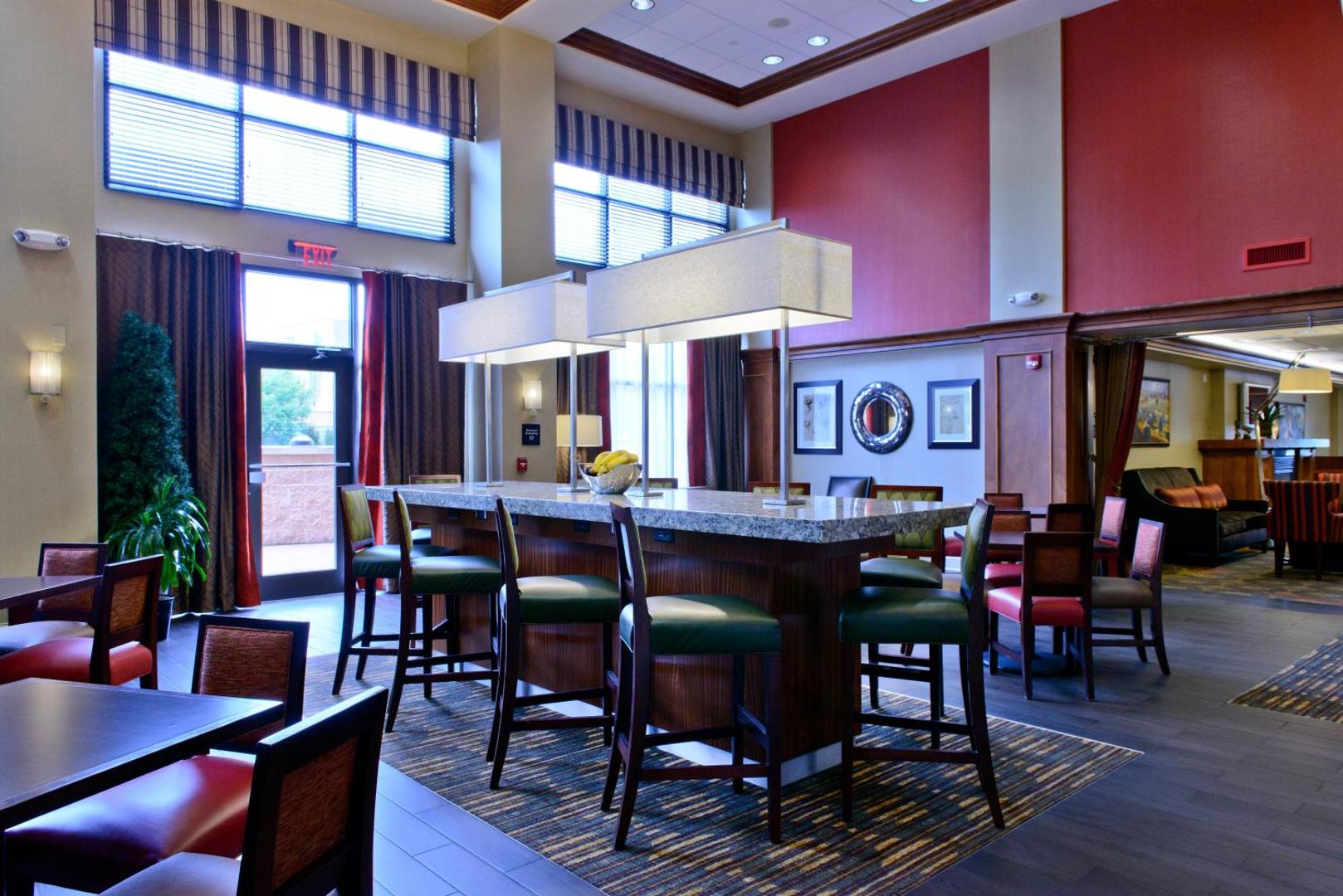 Hampton Inn & Suites Frederick-Fort Detrick