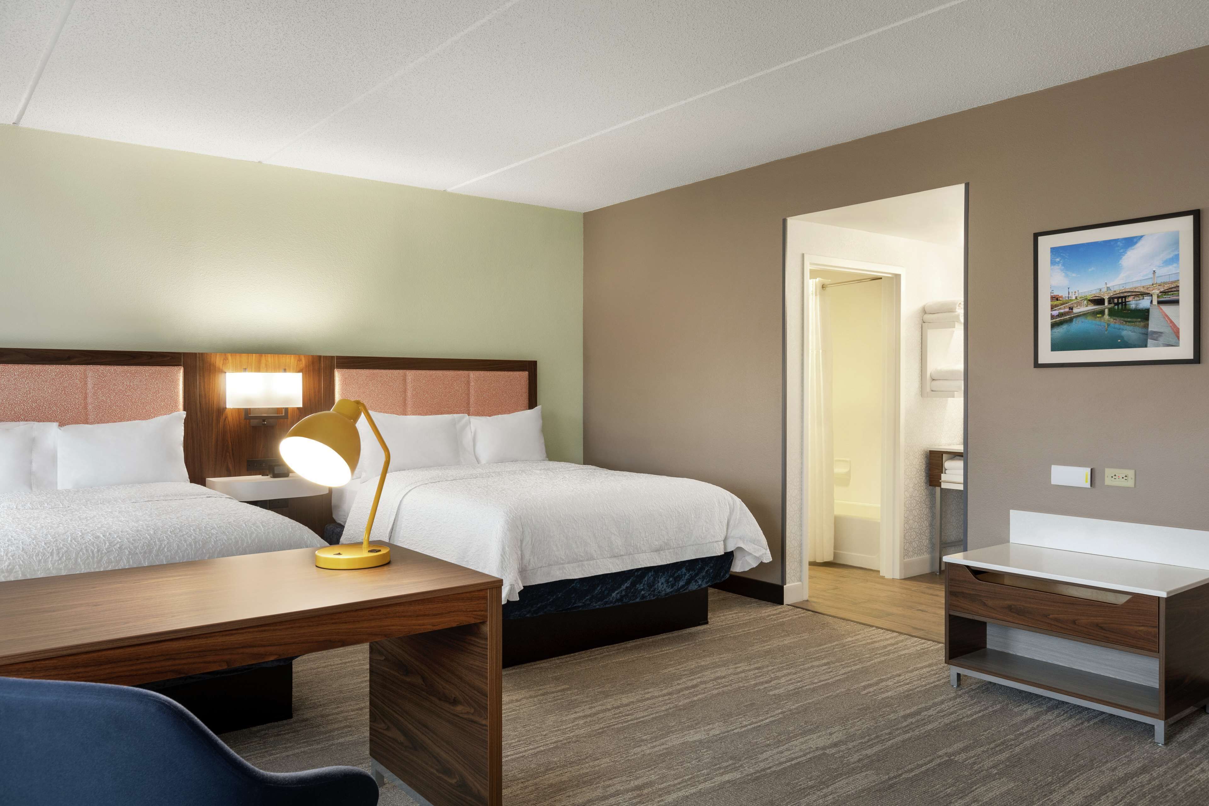 Hampton Inn & Suites Frederick-Fort Detrick