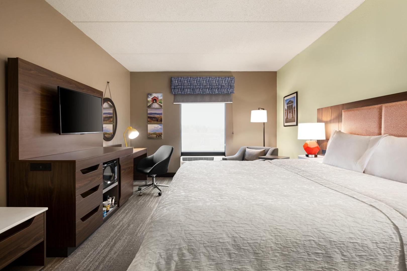 Hampton Inn & Suites Frederick-Fort Detrick