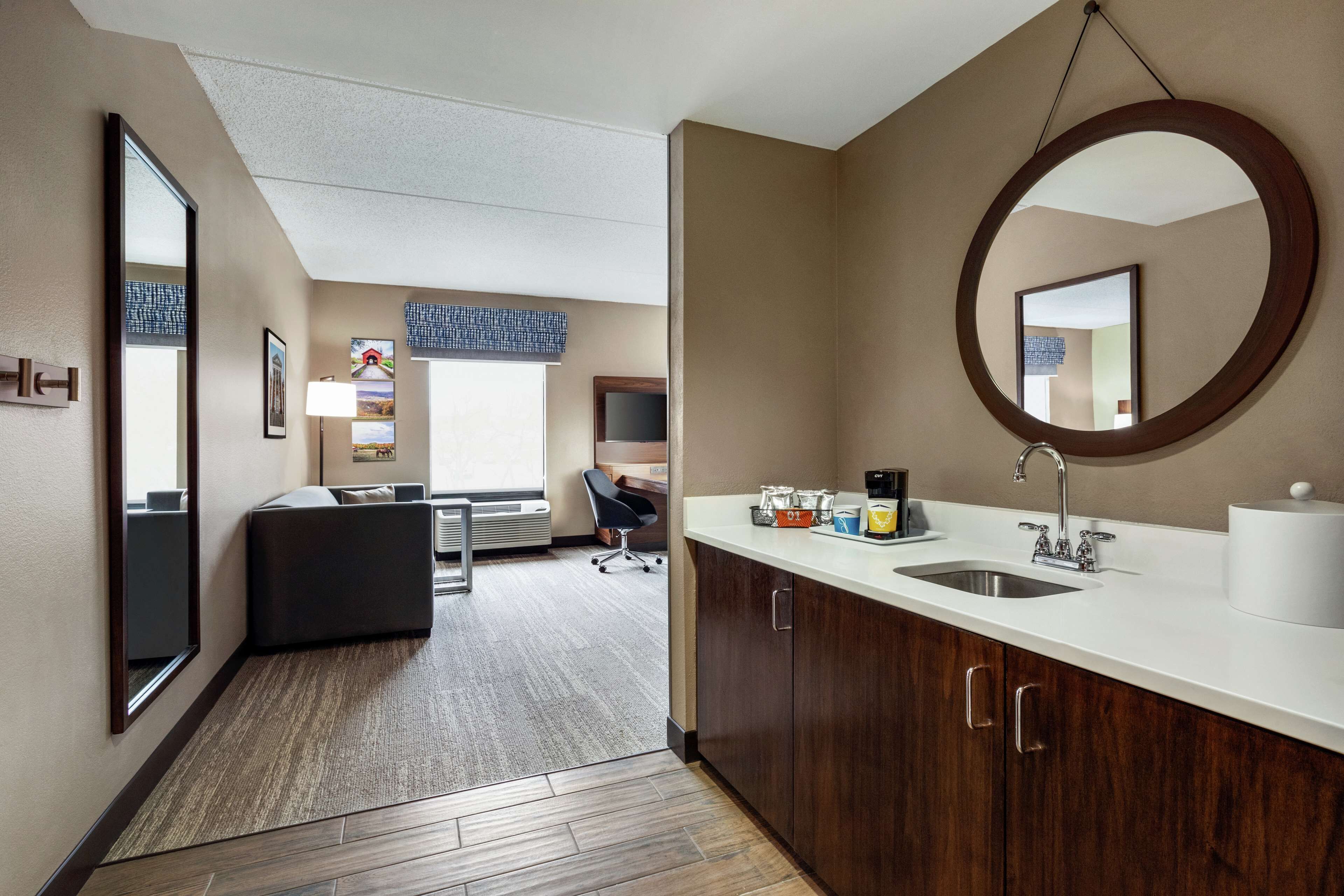 Hampton Inn & Suites Frederick-Fort Detrick