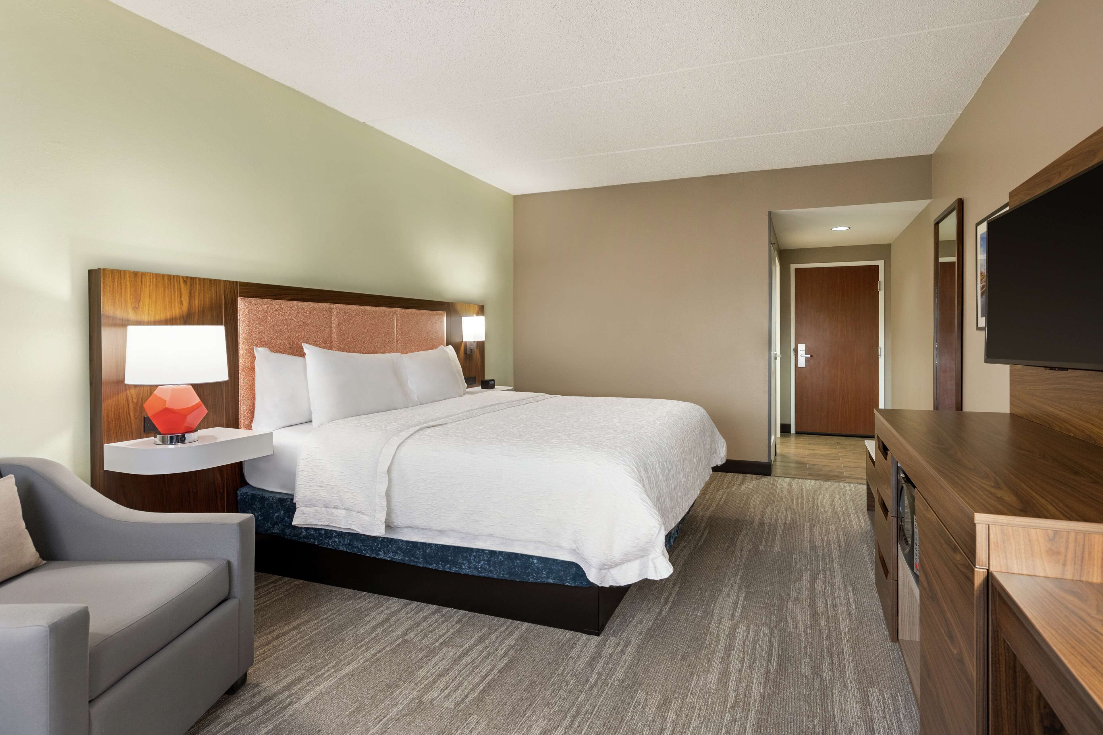 Hampton Inn & Suites Frederick-Fort Detrick