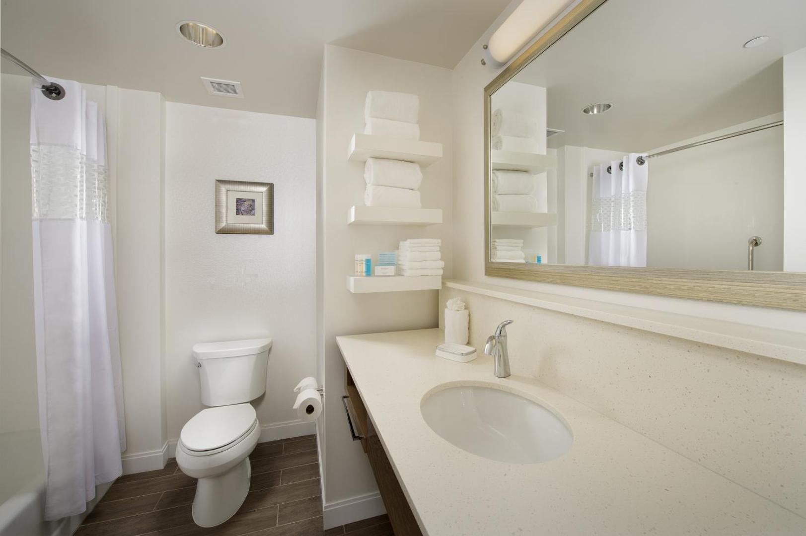 Hampton Inn & Suites Baltimore North/Timonium Hampton Inn & Suites Baltimore North/Timonium