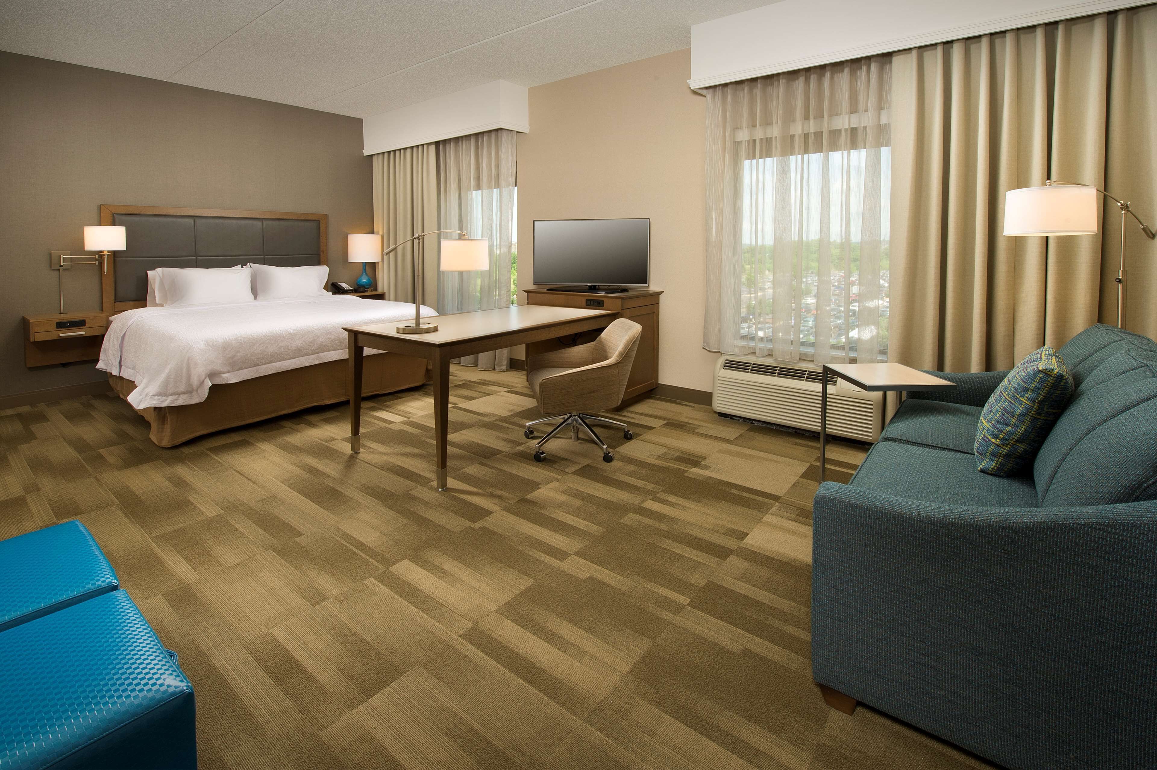 Hampton Inn & Suites Baltimore North/Timonium Hampton Inn & Suites Baltimore North/Timonium