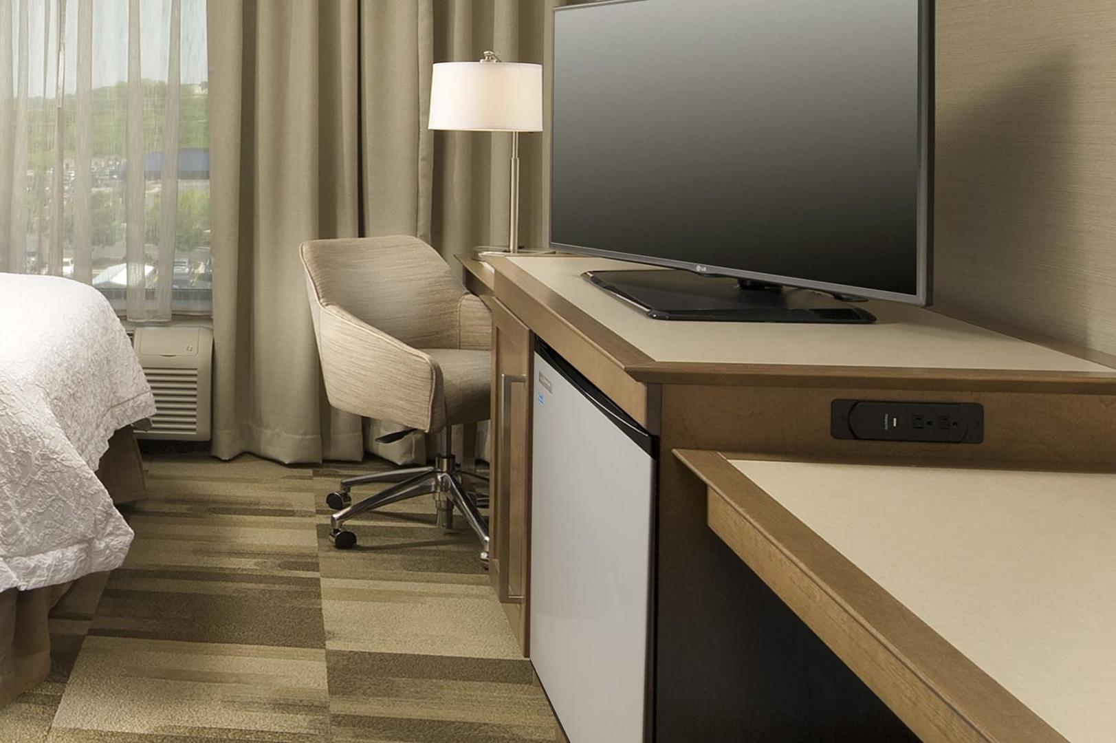Hampton Inn & Suites Baltimore North/Timonium Hampton Inn & Suites Baltimore North/Timonium