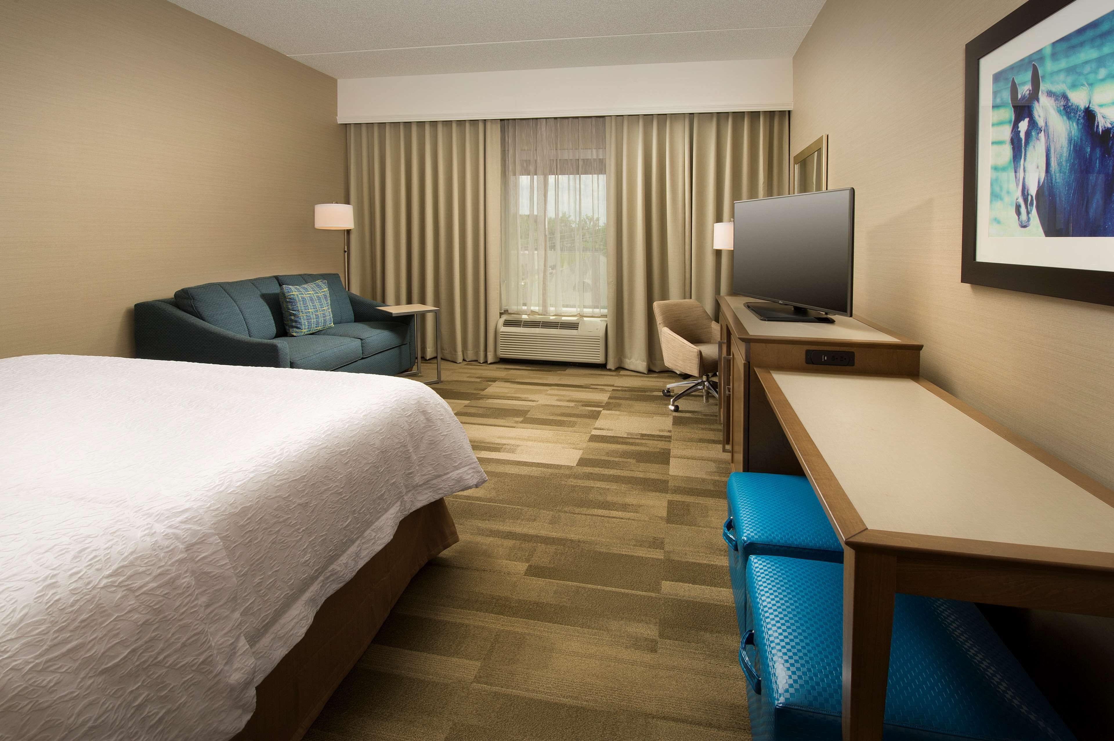 Hampton Inn & Suites Baltimore North/Timonium Hampton Inn & Suites Baltimore North/Timonium