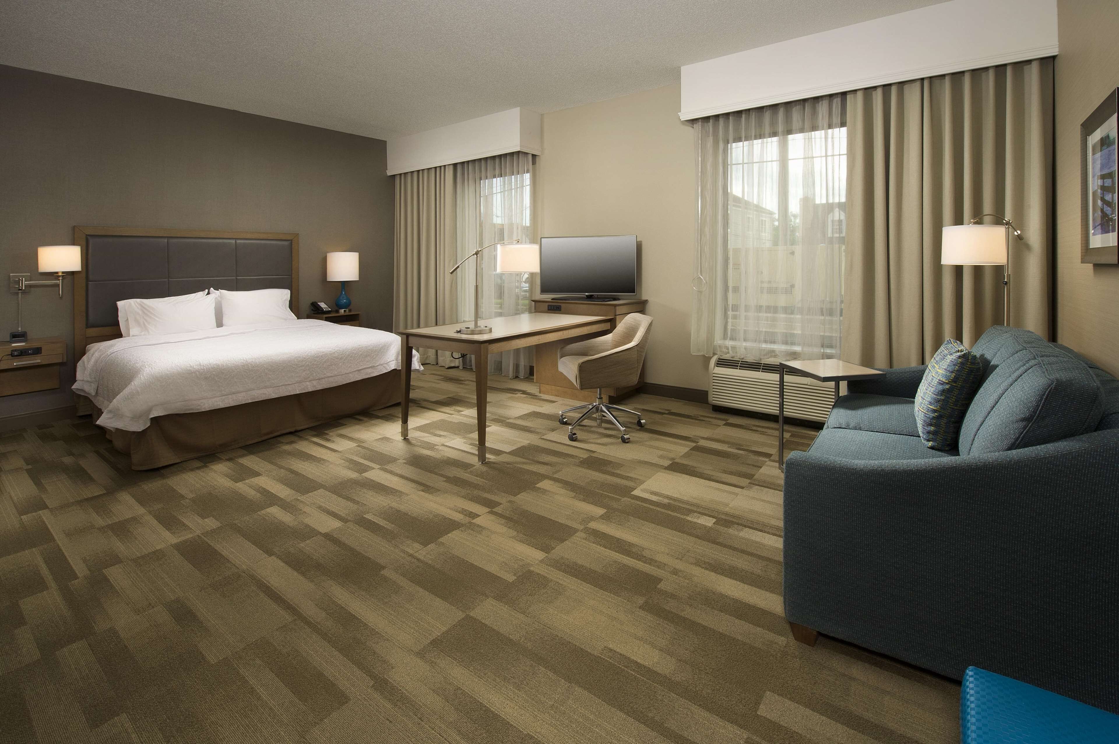 Hampton Inn & Suites Baltimore North/Timonium Hampton Inn & Suites Baltimore North/Timonium