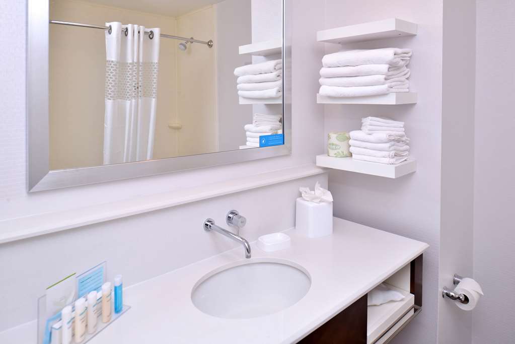 Hampton Inn & Suites Ann Arbor West Hampton Inn & Suites Ann Arbor West