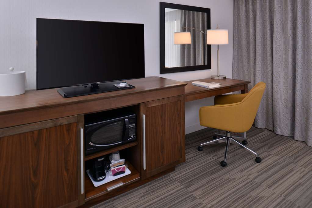 Hampton Inn & Suites Ann Arbor West Hampton Inn & Suites Ann Arbor West