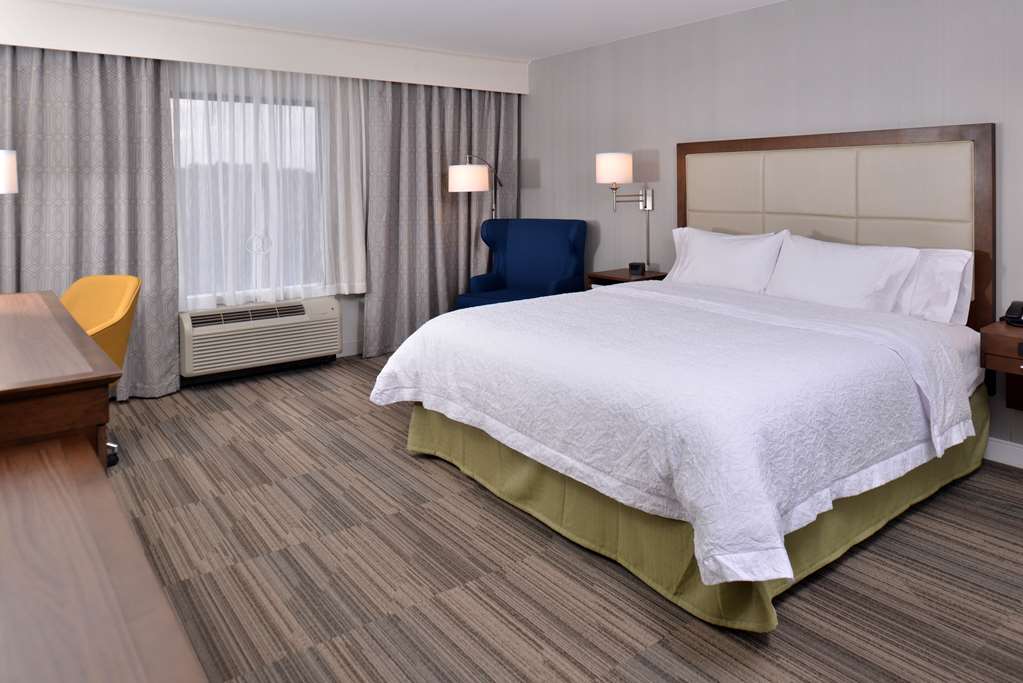 Hampton Inn & Suites Ann Arbor West Hampton Inn & Suites Ann Arbor West