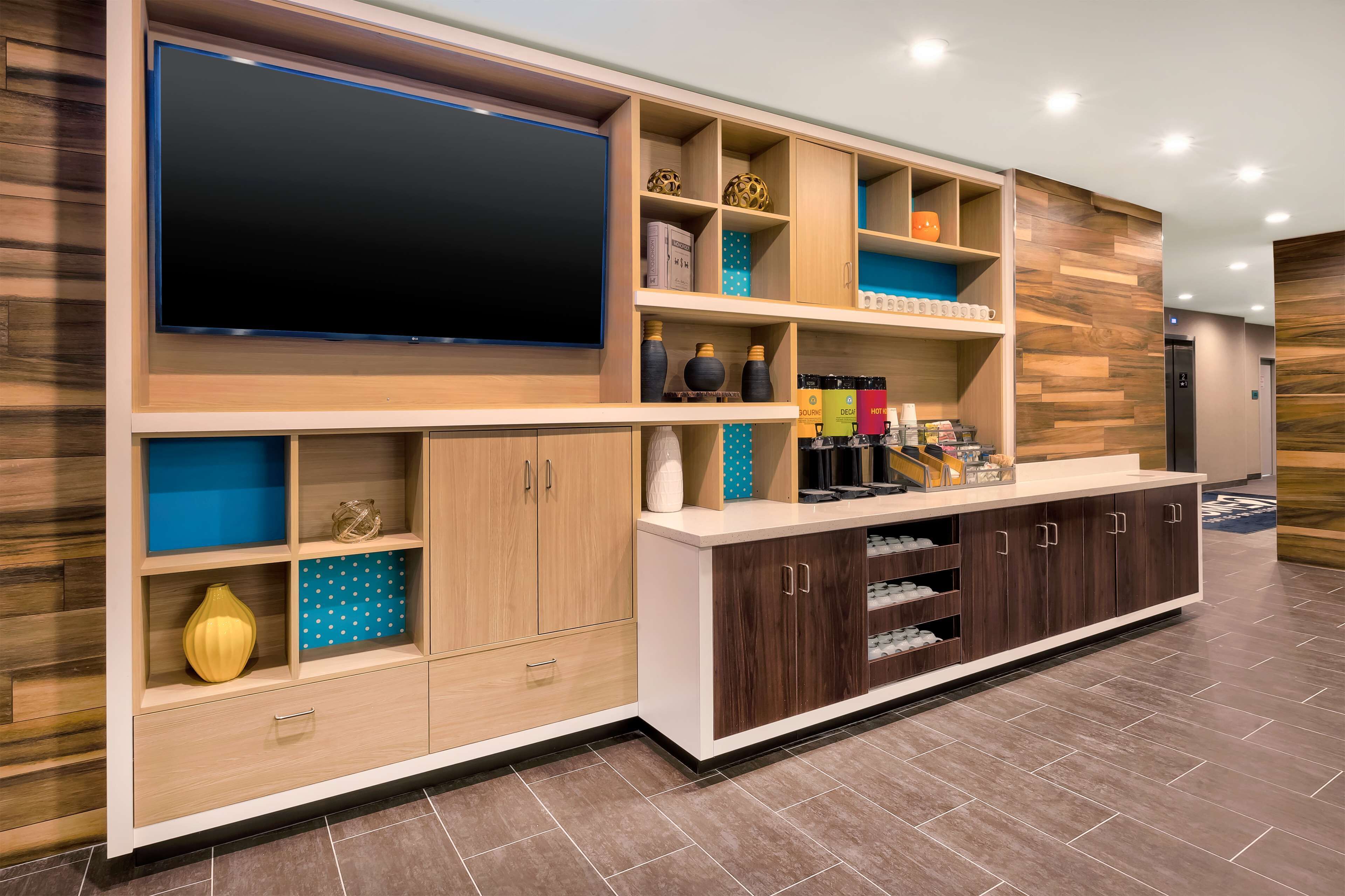 Home2 Suites by Hilton Battle Creek Home2 Suites by Hilton Battle Creek