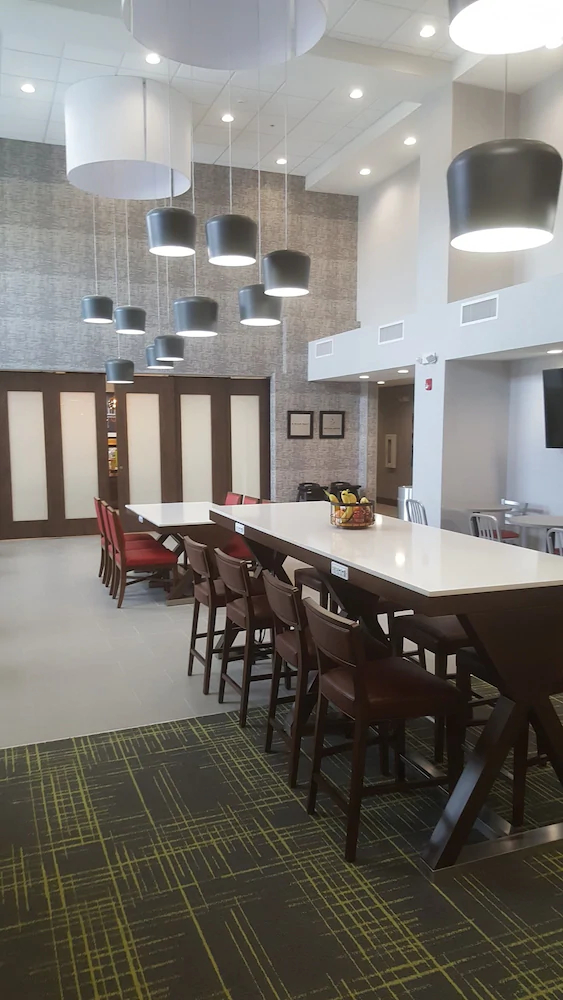 Hampton Inn & Suites Dundee Hampton Inn & Suites Dundee
