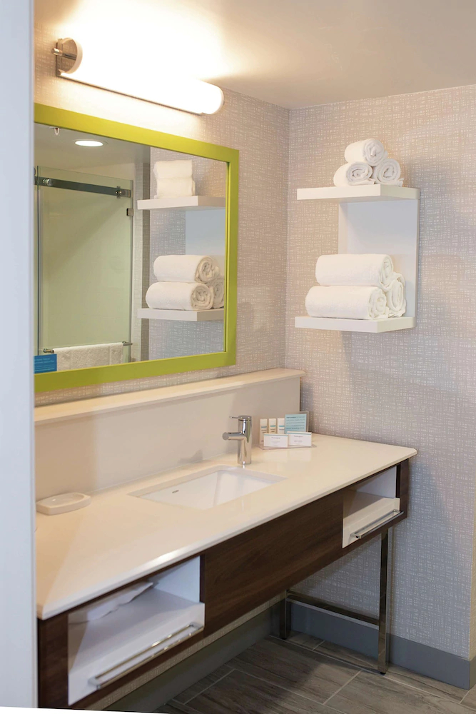 Hampton Inn & Suites Dundee Hampton Inn & Suites Dundee