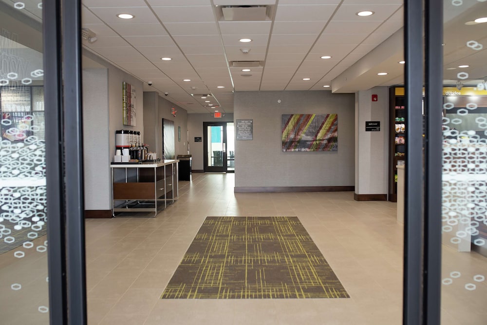 Hampton Inn & Suites Dundee Hampton Inn & Suites Dundee