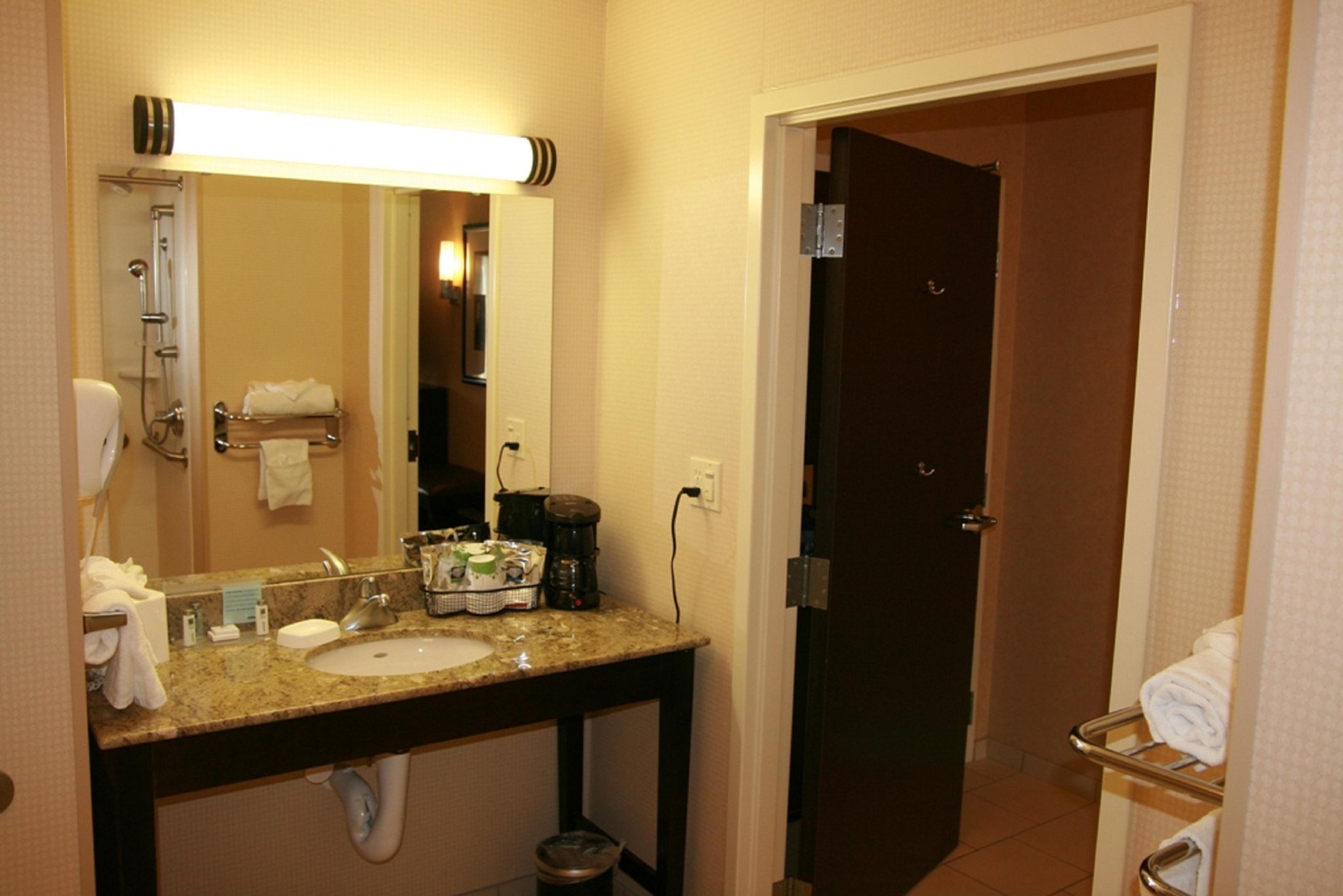 Hampton Inn and Suites Flint/Grand Blanc Hampton Inn and Suites Flint/Grand Blanc
