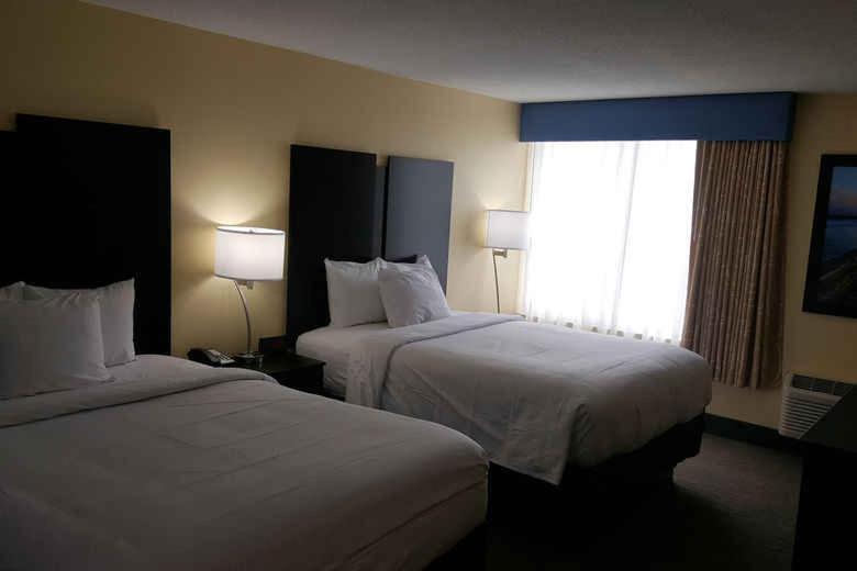 Days Inn and Suites by Wyndham Grand Rapids Near Downtown Days Inn and Suites by Wyndham Grand Rapids Near Downtown