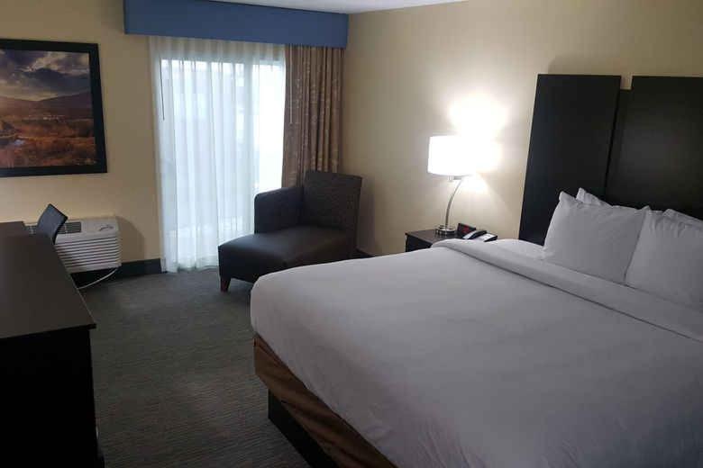 Days Inn and Suites by Wyndham Grand Rapids Near Downtown Days Inn and Suites by Wyndham Grand Rapids Near Downtown