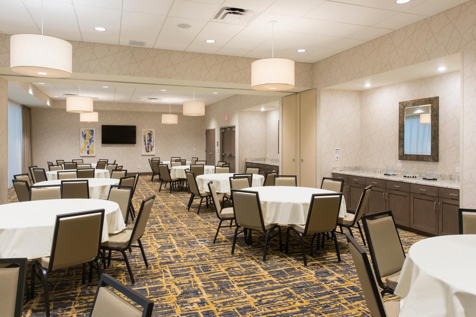 Hampton Inn & Suites Grand Rapids Downtown Hampton Inn & Suites Grand Rapids Downtown