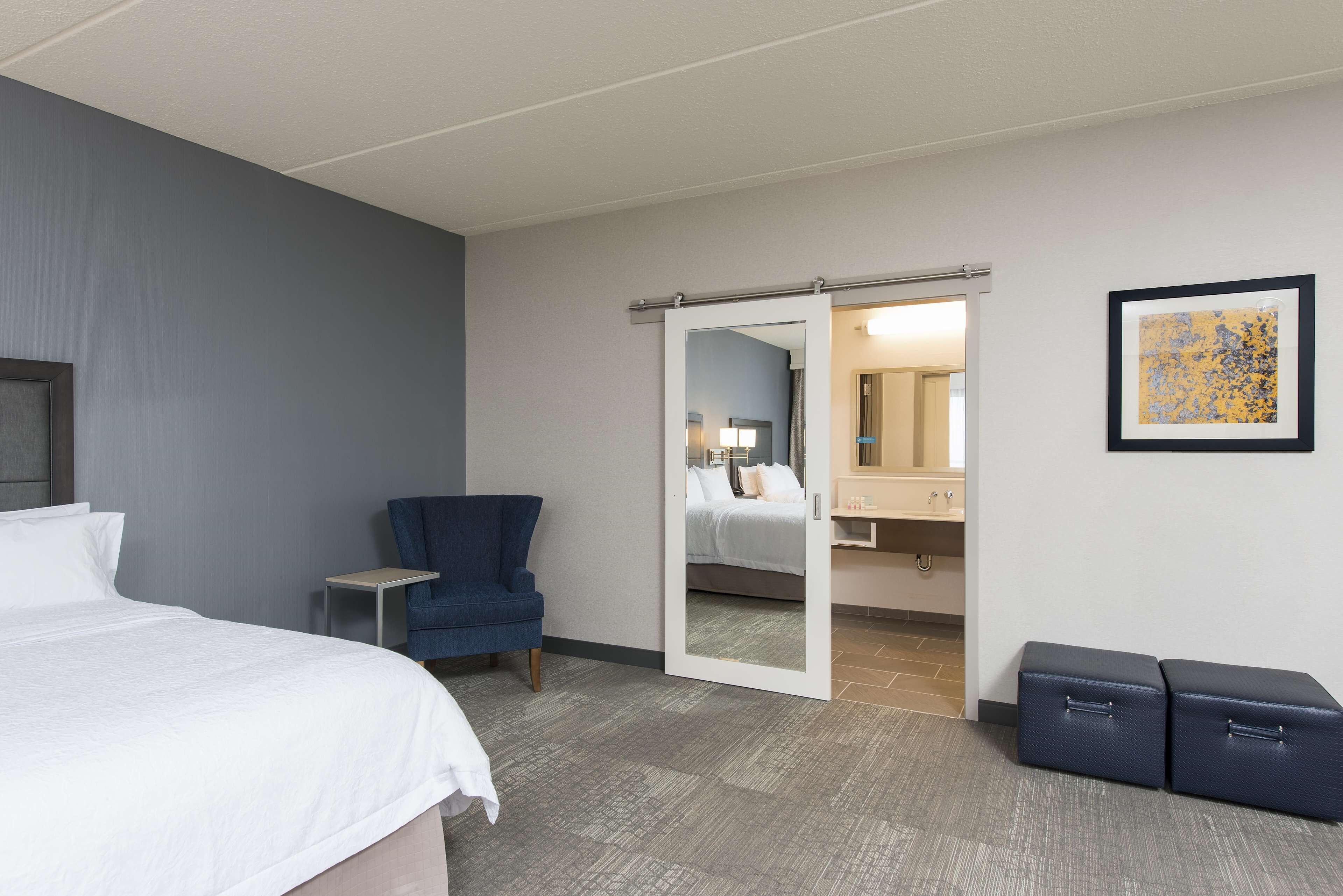 Hampton Inn & Suites Grand Rapids Downtown Hampton Inn & Suites Grand Rapids Downtown