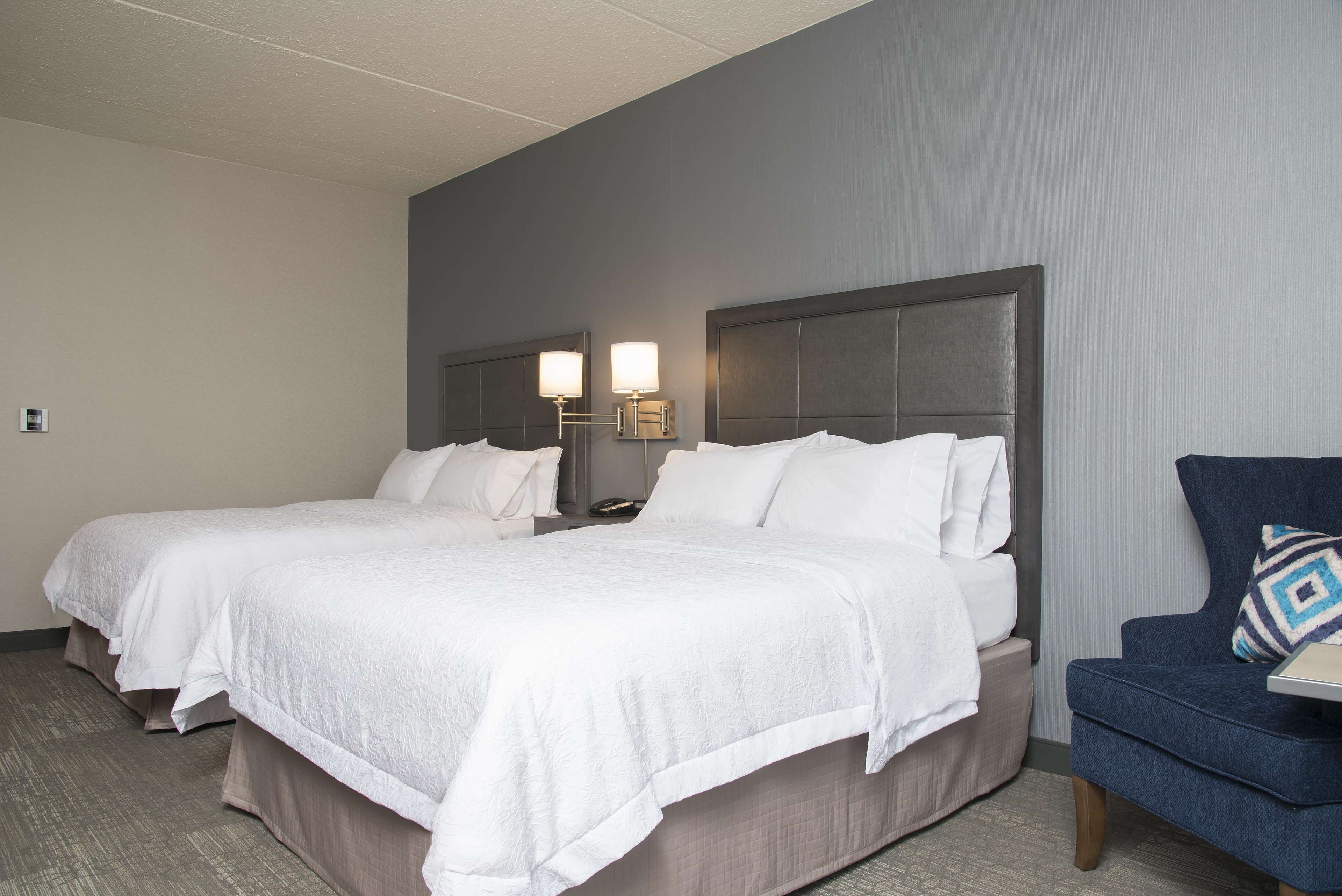 Hampton Inn & Suites Grand Rapids Downtown Hampton Inn & Suites Grand Rapids Downtown