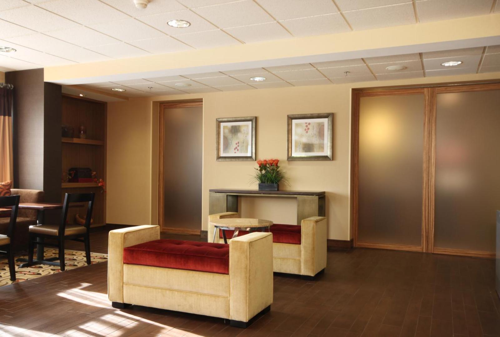 Hampton Inn Grand Rapids/North Hampton Inn Grand Rapids/North