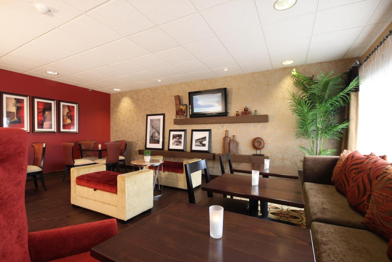 Hampton Inn Grand Rapids/North Hampton Inn Grand Rapids/North
