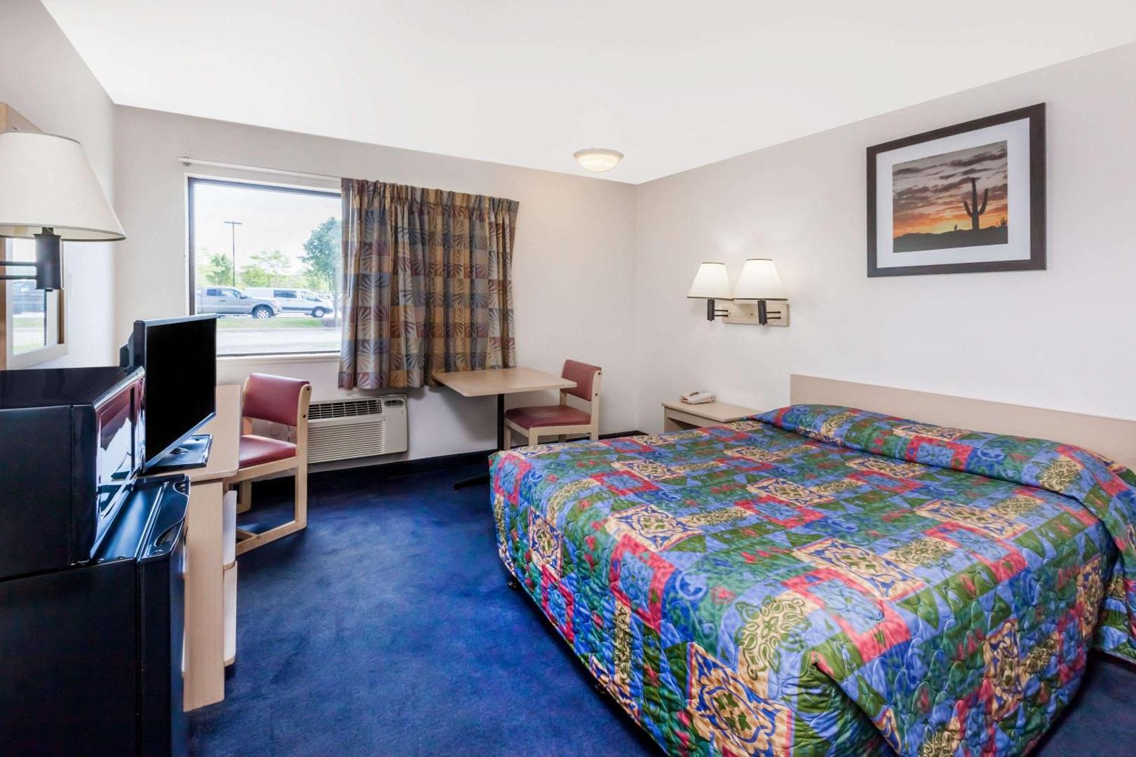 Knights Inn Grand Rapids Knights Inn Grand Rapids