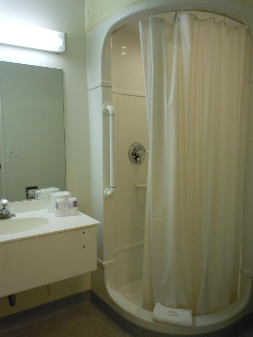 Knights Inn Grand Rapids Knights Inn Grand Rapids