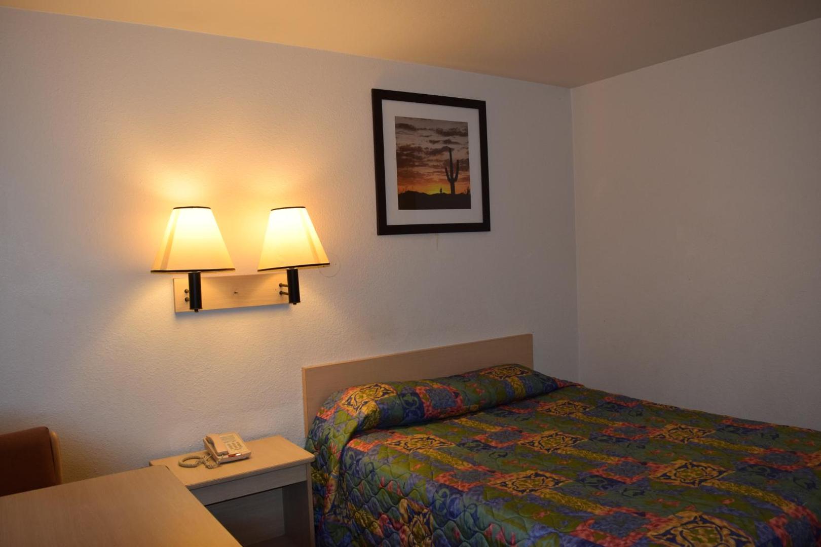 Knights Inn Grand Rapids Knights Inn Grand Rapids