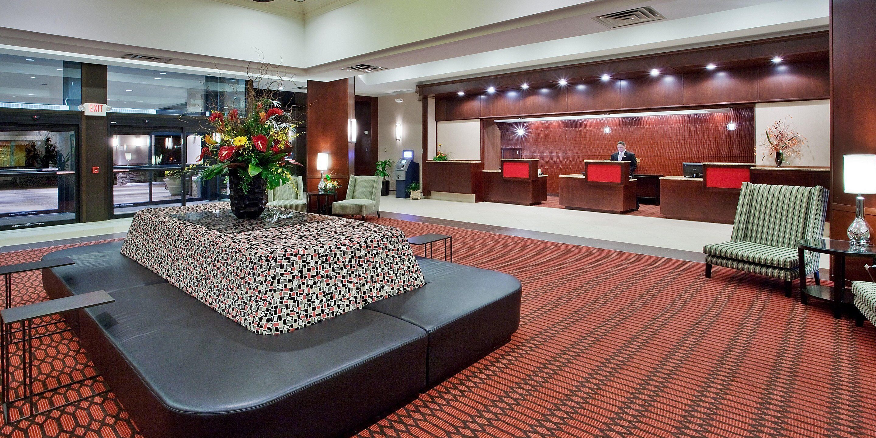 Sheraton Grand Rapids Airport Hotel Sheraton Grand Rapids Airport Hotel