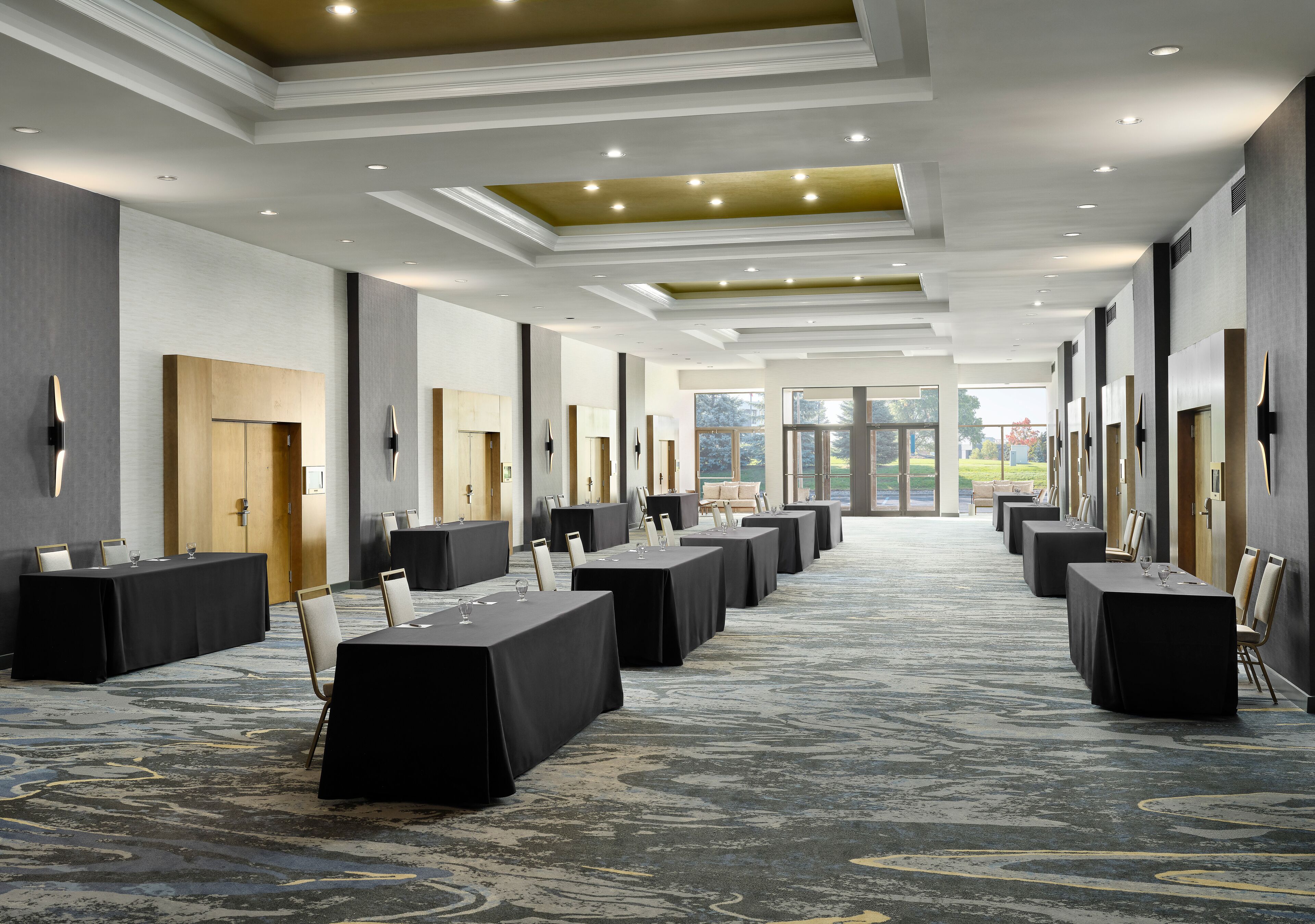 Sheraton Grand Rapids Airport Hotel Sheraton Grand Rapids Airport Hotel