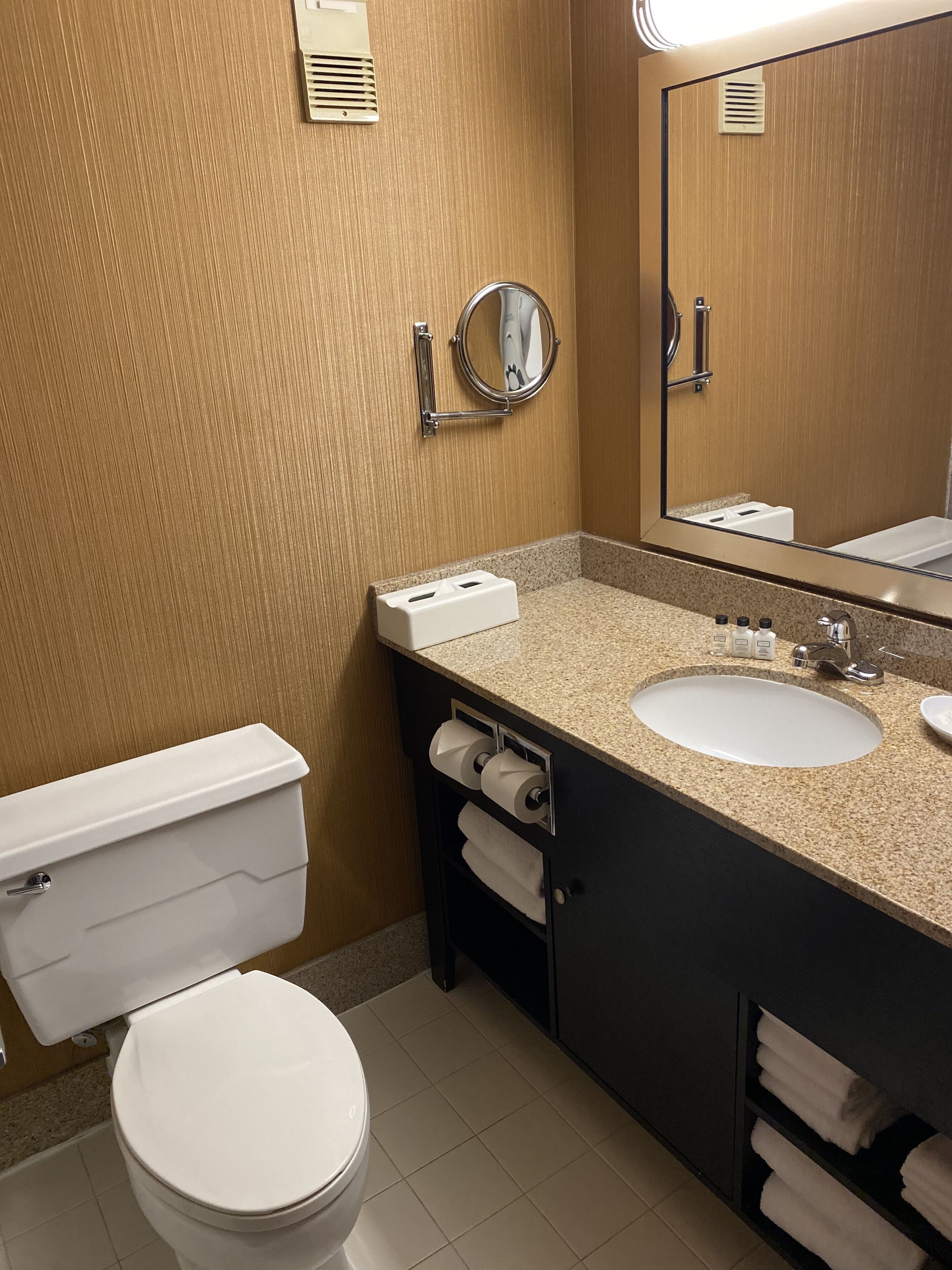 Sheraton Grand Rapids Airport Hotel Sheraton Grand Rapids Airport Hotel