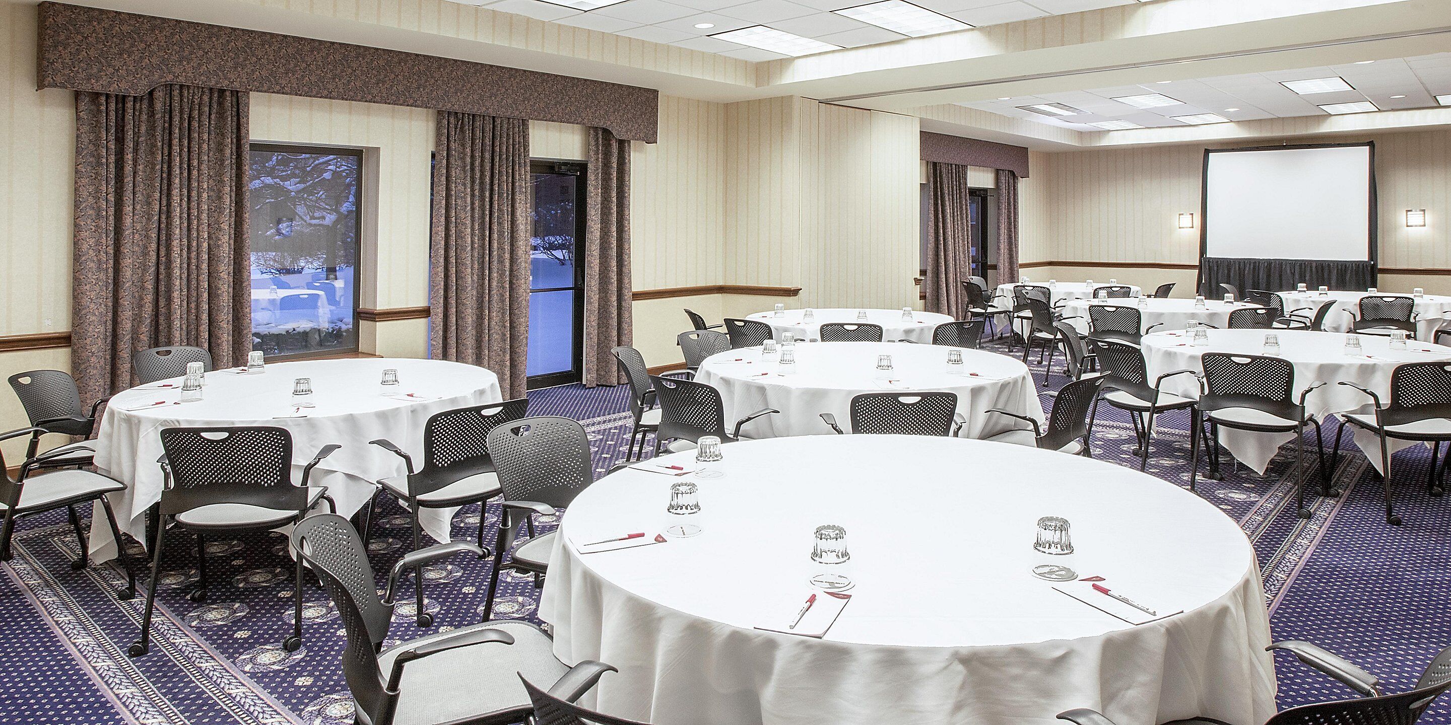 Sheraton Grand Rapids Airport Hotel Sheraton Grand Rapids Airport Hotel