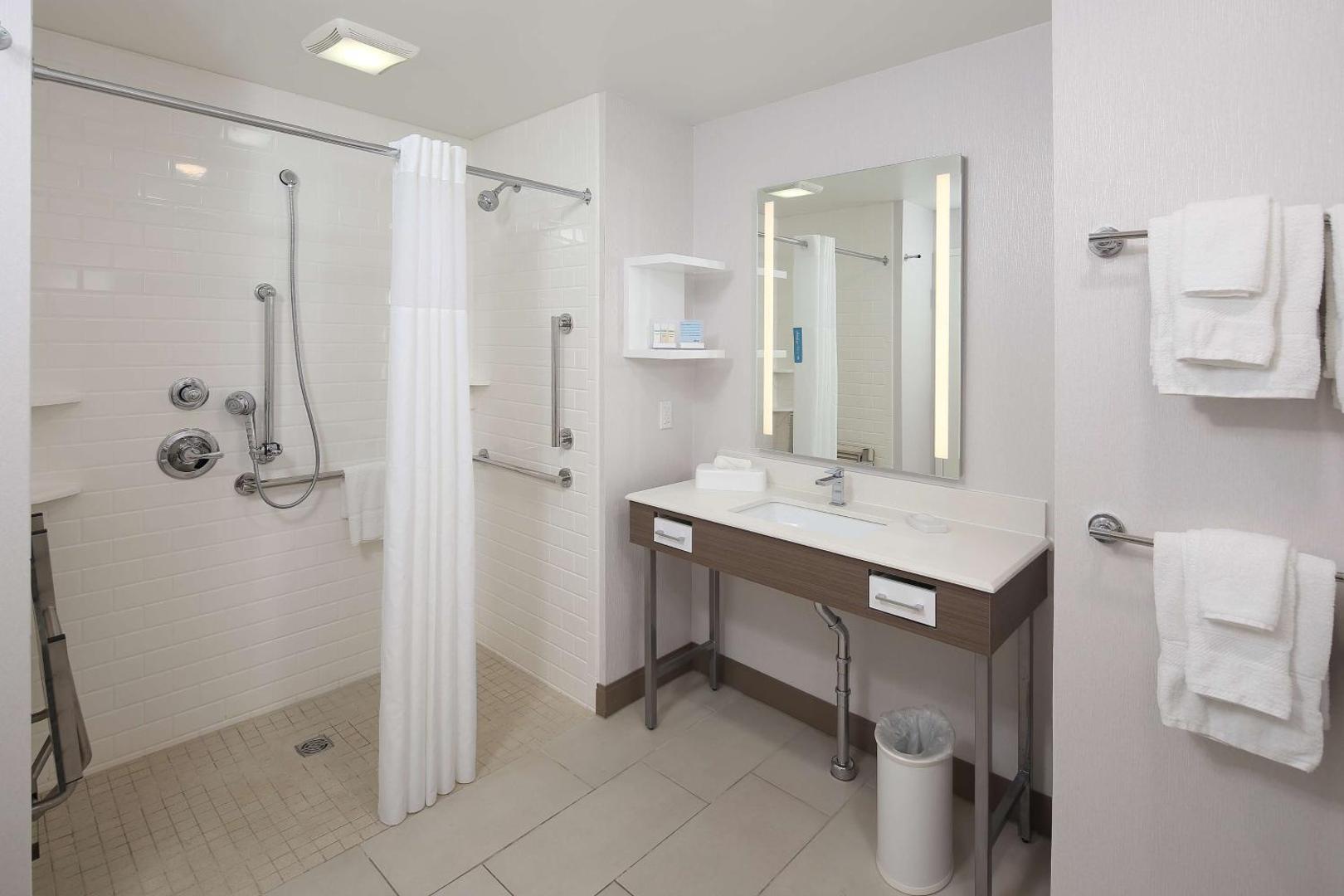 Hampton Inn Holland Hampton Inn Holland