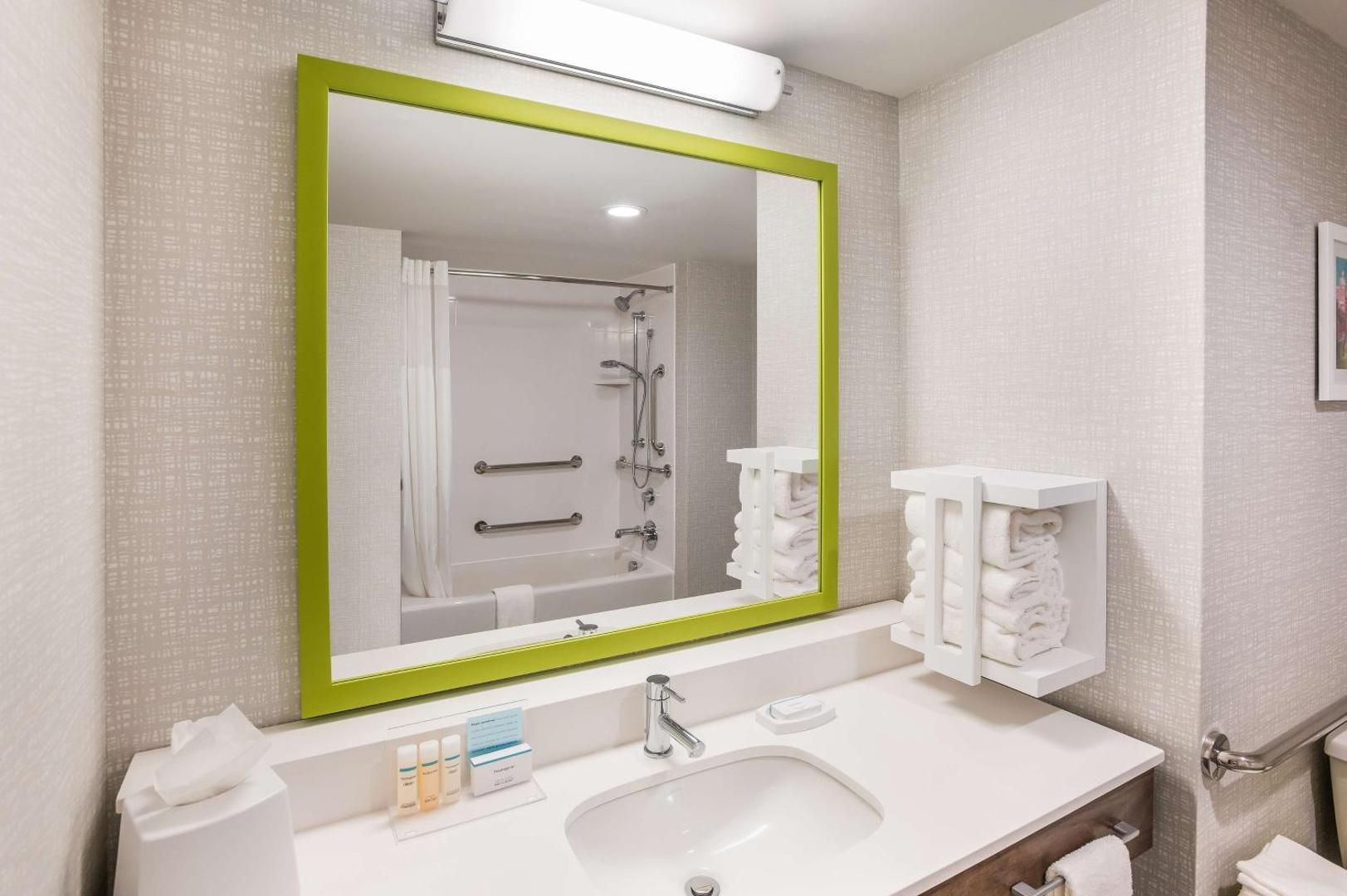 Hampton Inn & Suites Houghton Hampton Inn & Suites Houghton