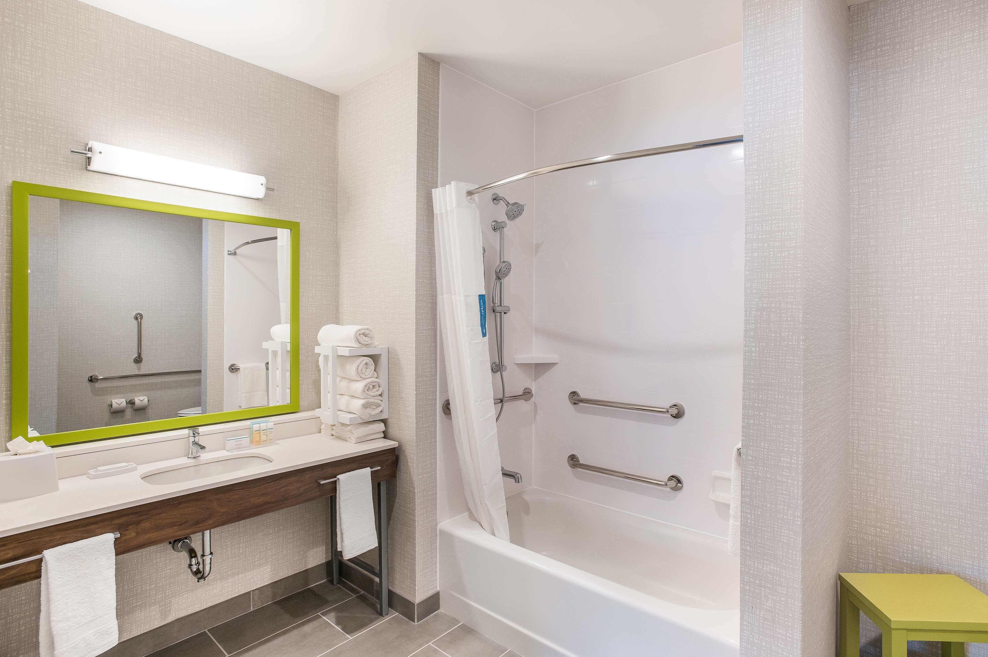 Hampton Inn & Suites Houghton Hampton Inn & Suites Houghton