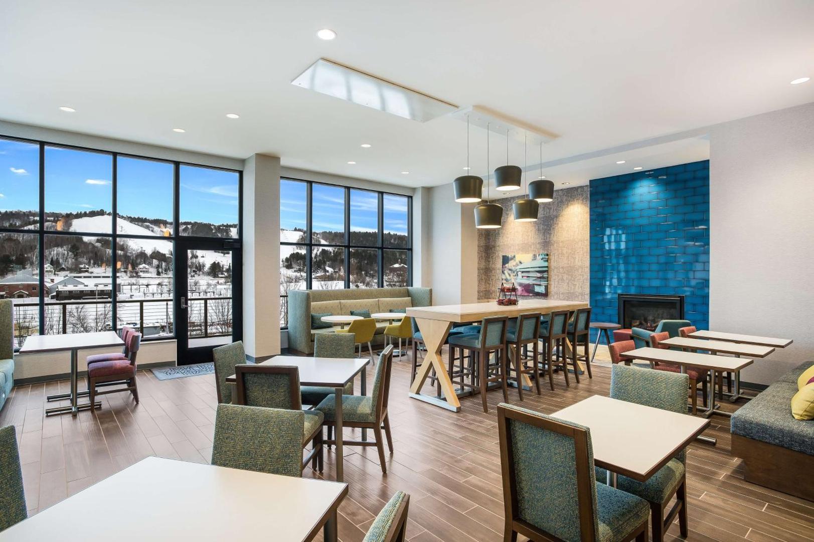 Hampton Inn & Suites Houghton Hampton Inn & Suites Houghton