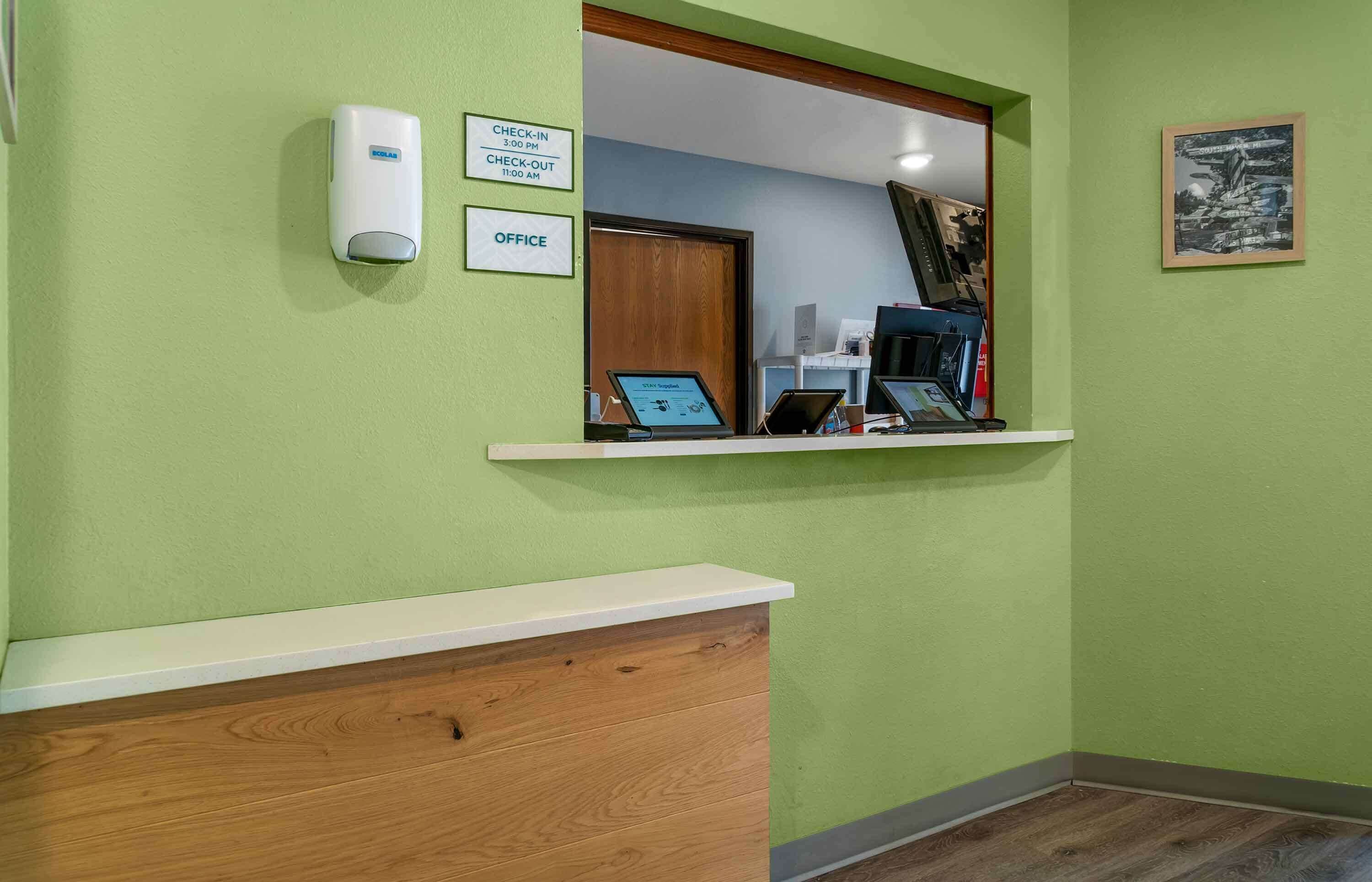 Extended Stay America Select Suites Kalamazoo West Extended Stay America Select Suites Kalamazoo West