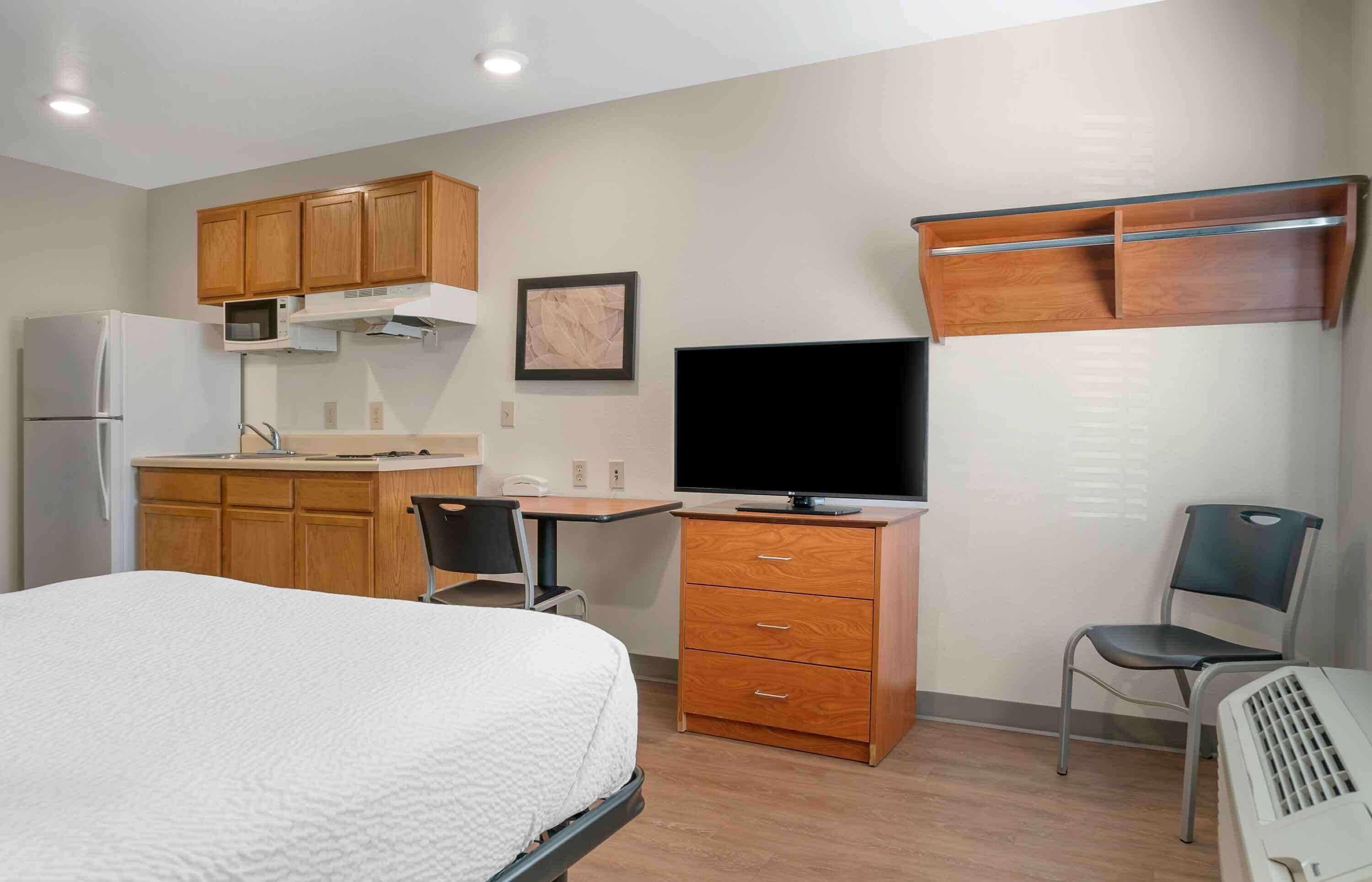 Extended Stay America Select Suites Kalamazoo West Extended Stay America Select Suites Kalamazoo West