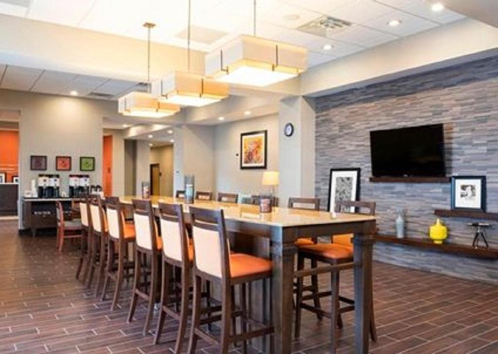 Hampton Inn Kalamazoo Hampton Inn Kalamazoo