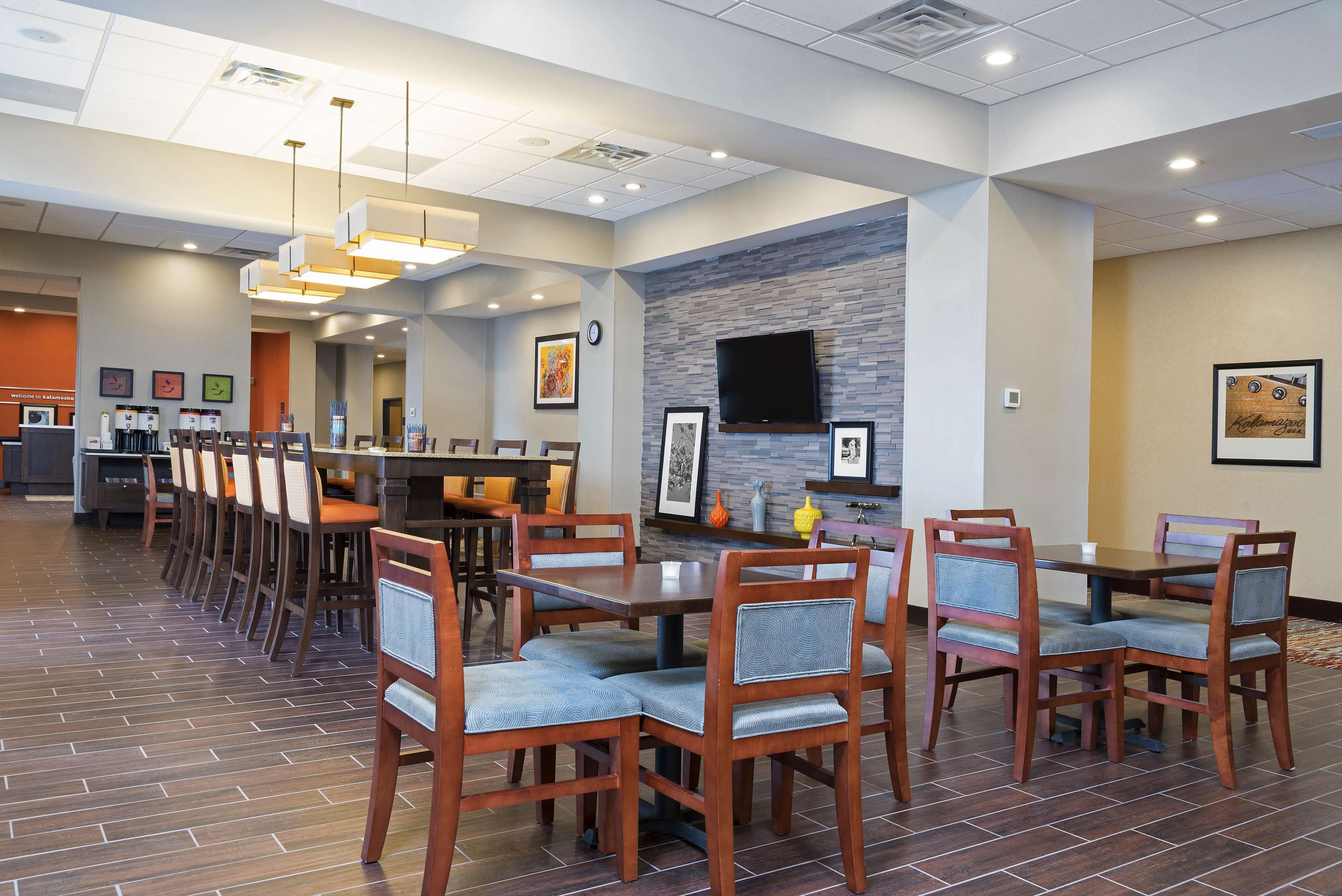 Hampton Inn Kalamazoo Hampton Inn Kalamazoo