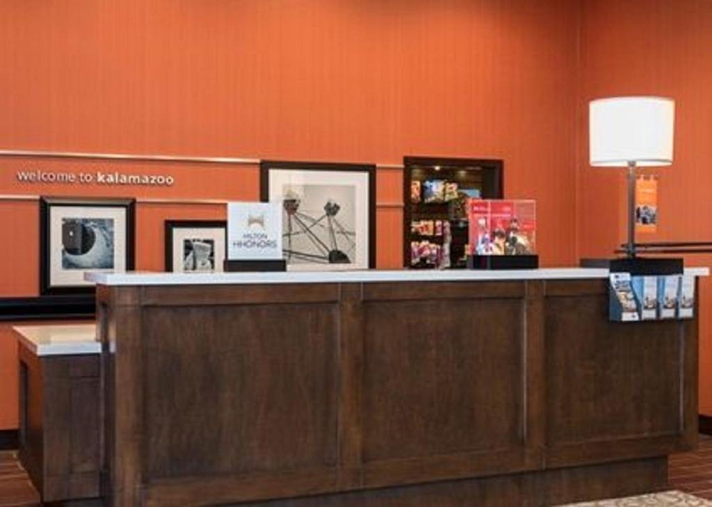 Hampton Inn Kalamazoo Hampton Inn Kalamazoo