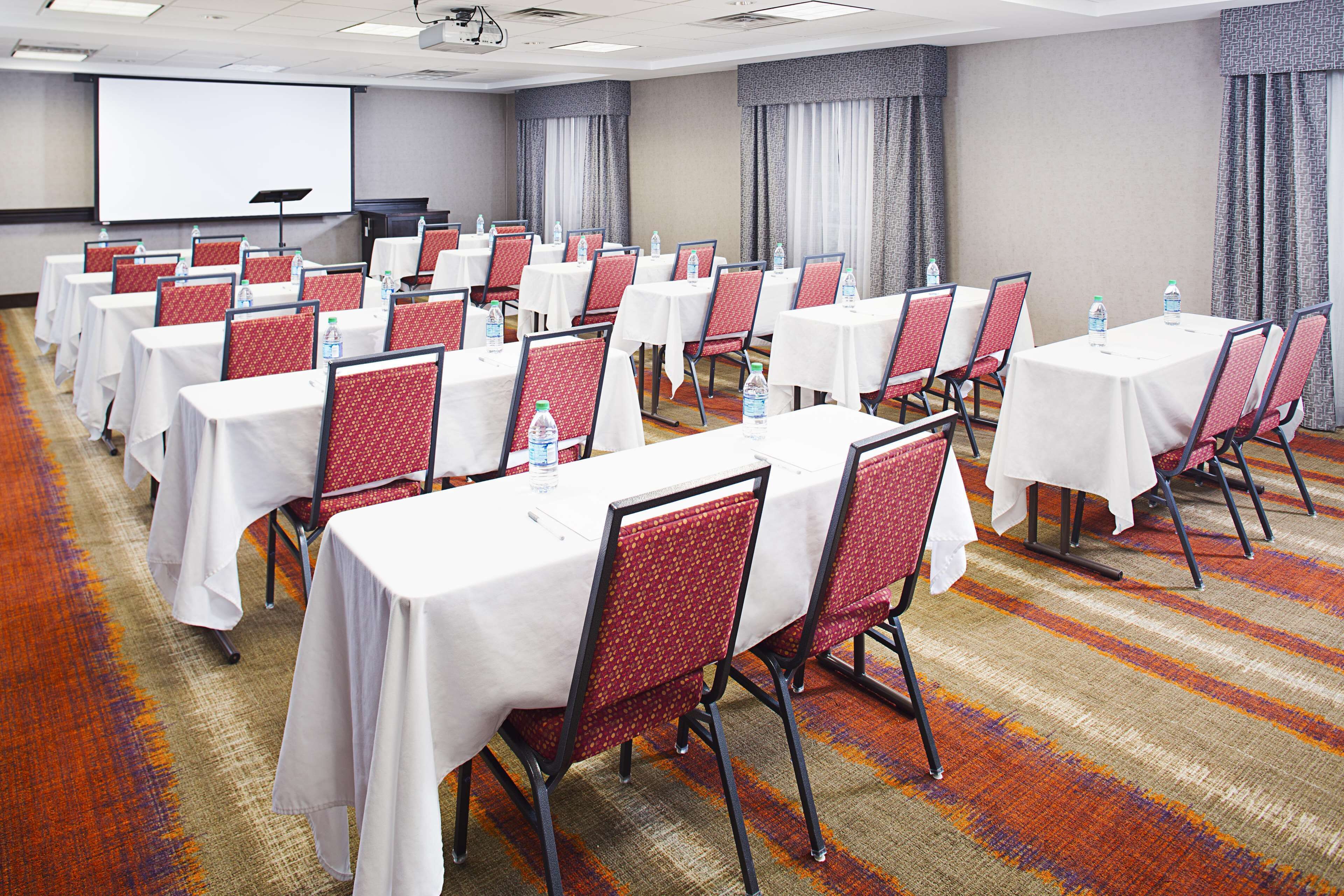 Hampton Inn & Suites Lansing West Hampton Inn & Suites Lansing West