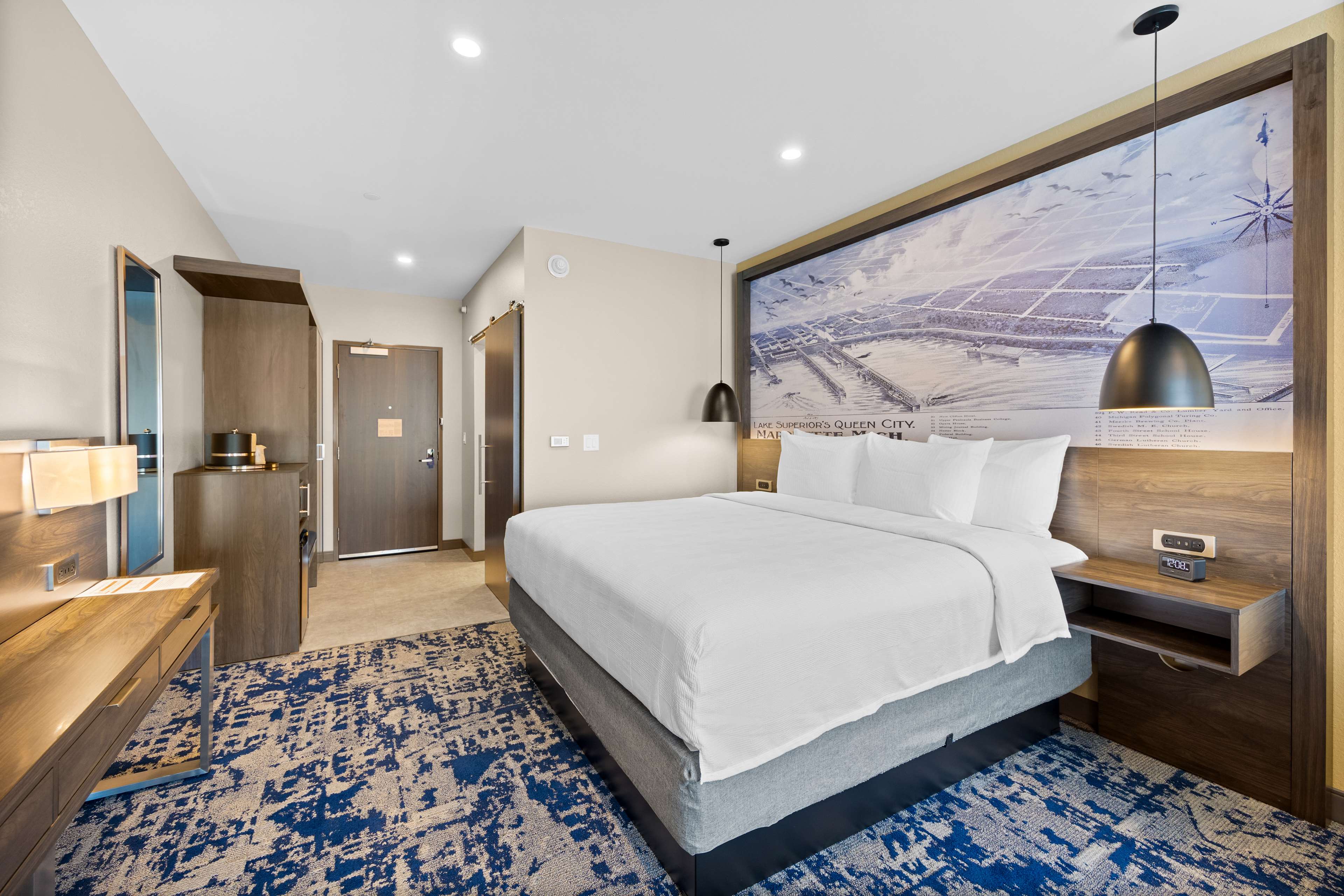 Best Western Plus Marquette Hotel & Suites