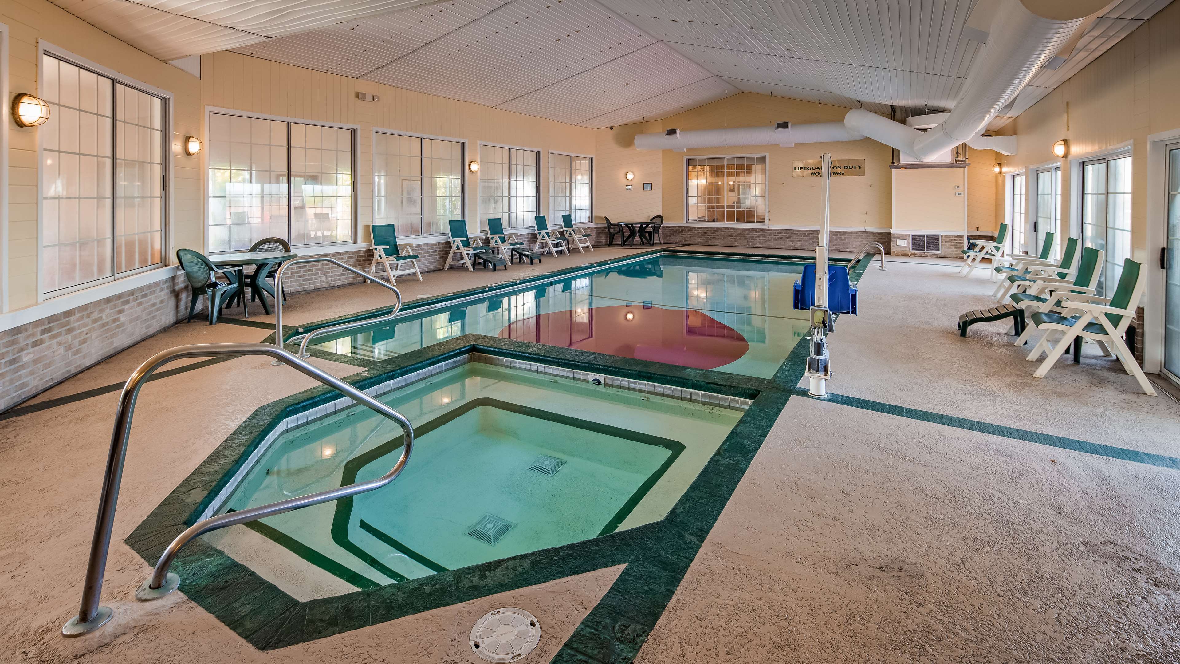 Apple Tree Inn by Resort Bookings