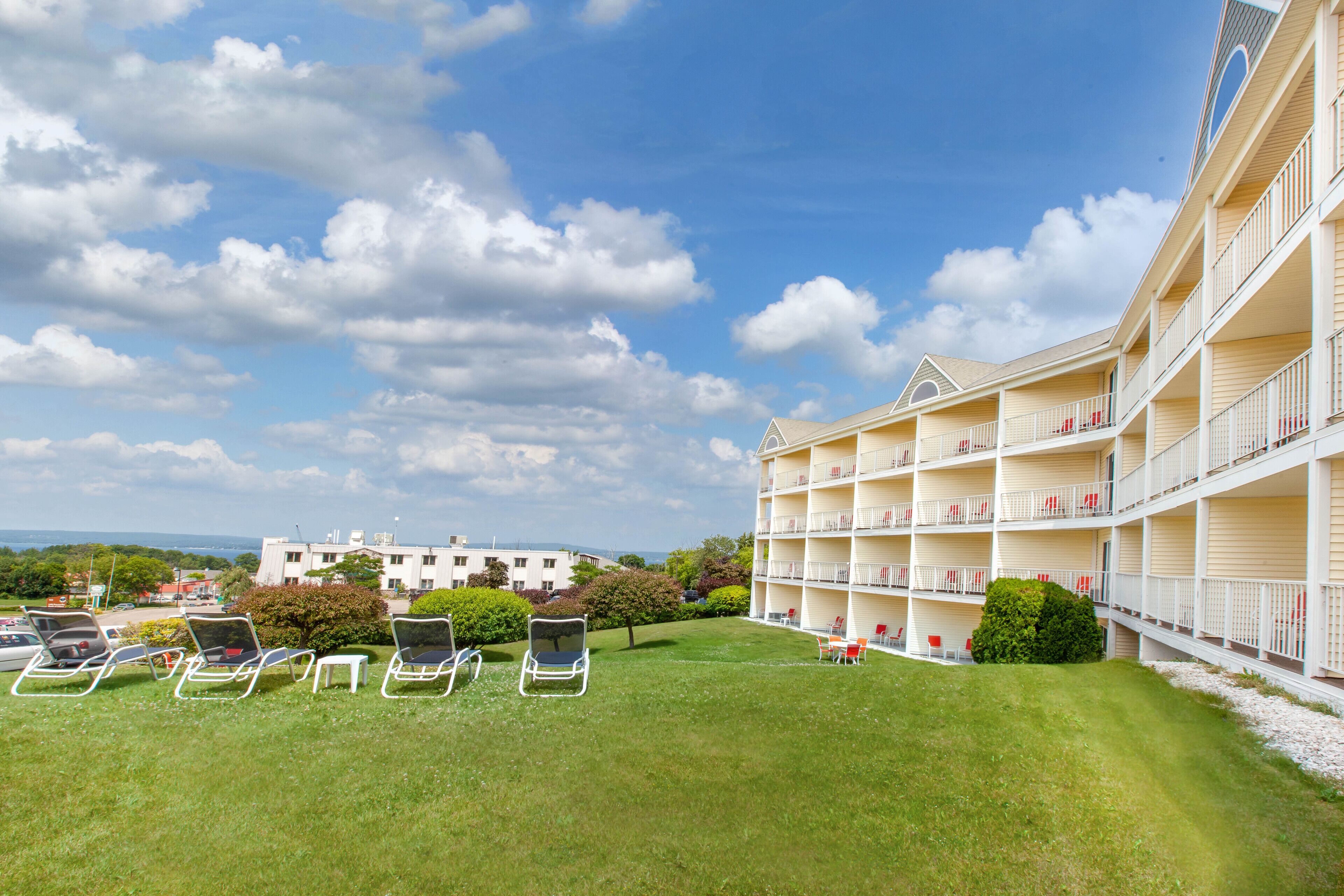 Apple Tree Inn by Resort Bookings