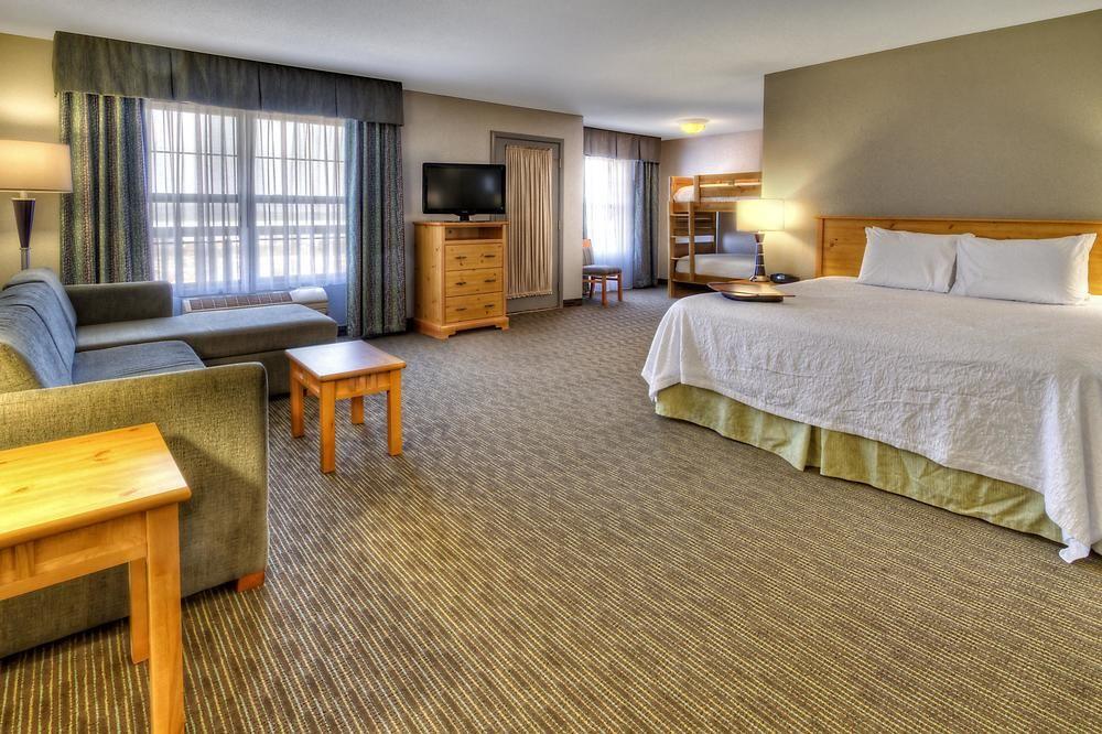Hampton Inn & Suites Petoskey Hampton Inn & Suites Petoskey