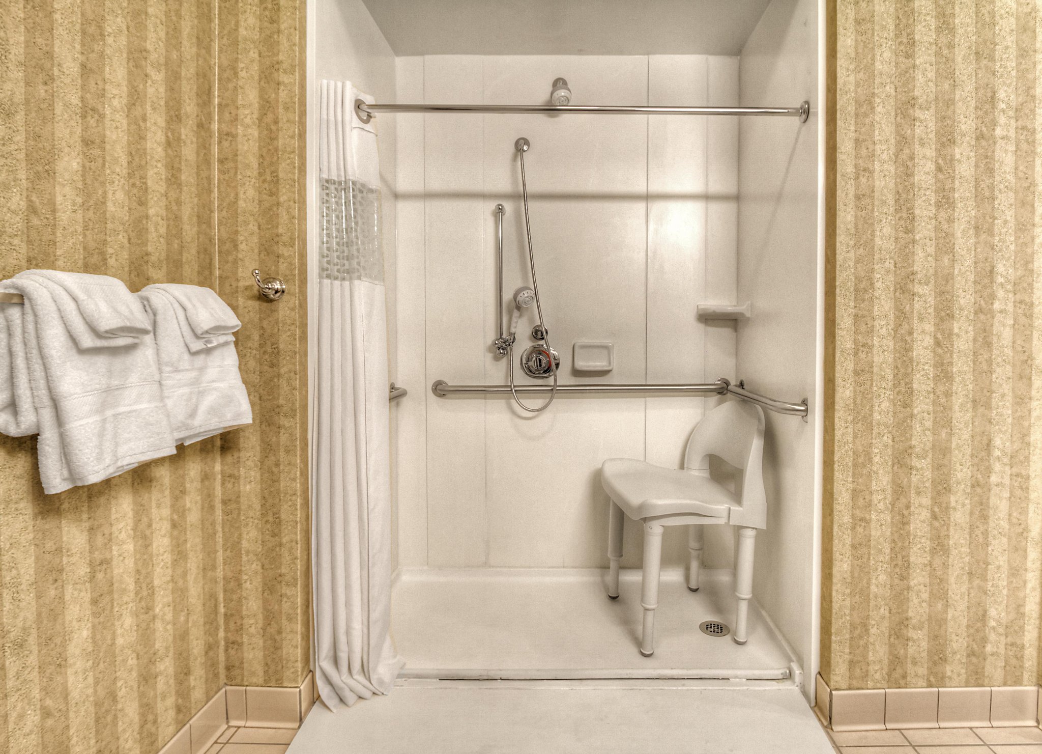 Hampton Inn & Suites Petoskey Hampton Inn & Suites Petoskey