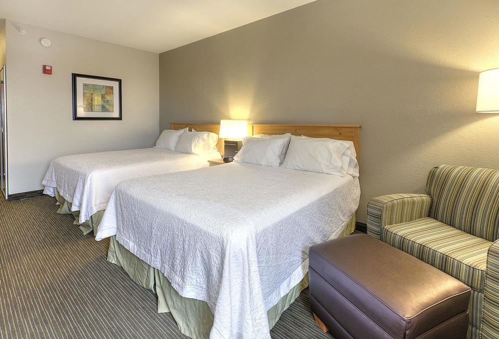 Hampton Inn & Suites Petoskey Hampton Inn & Suites Petoskey